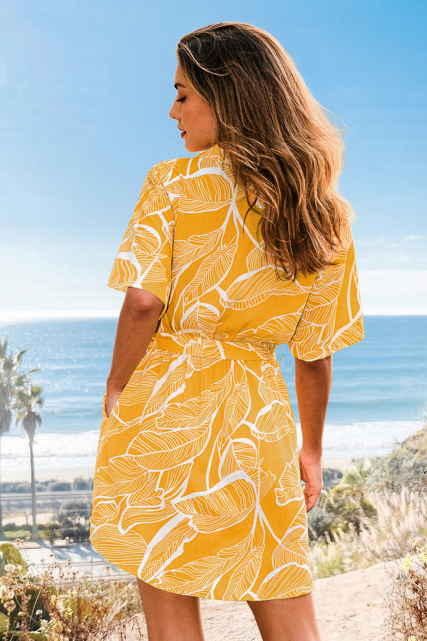 Gelb Tropisches Kurzarm Mini-Blusenkleid mit Taillengürtel