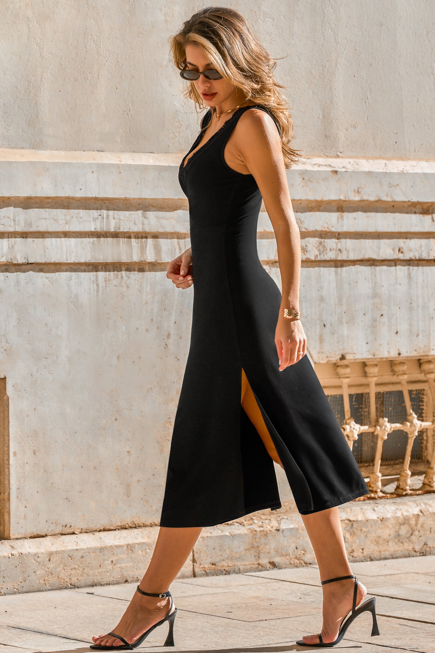 Schwarzes Ärmelloses Midikleid mit Spitzenbesatz