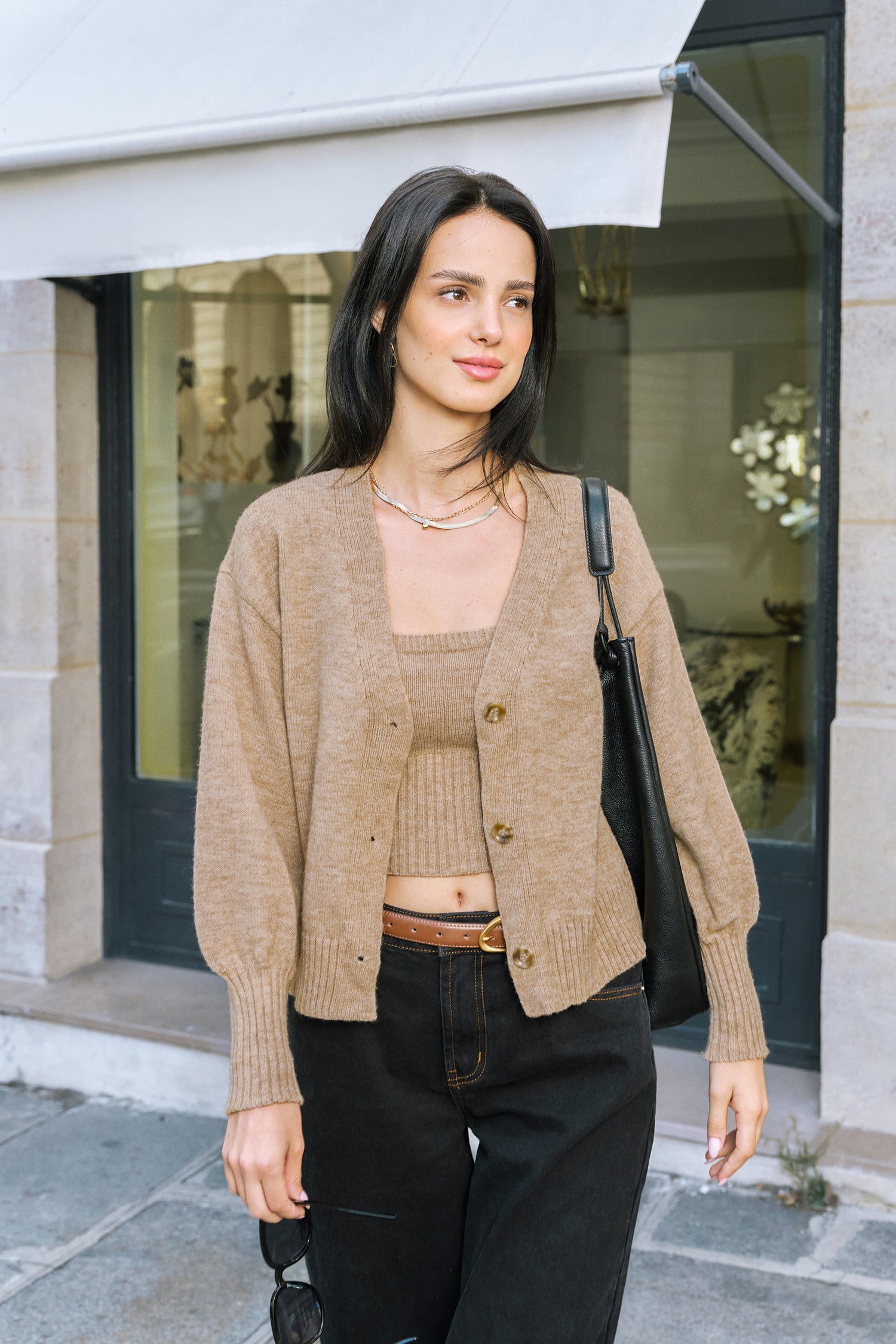 Khakifarbene V-Ausschnitt Strickjacke