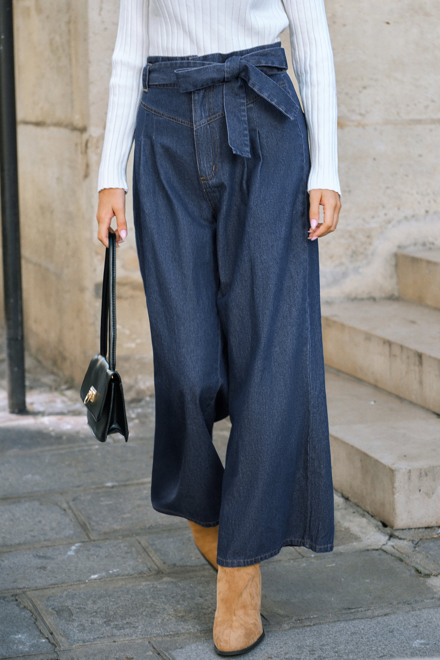 Blaue Wide-Leg Jeans mit Taillengürtel