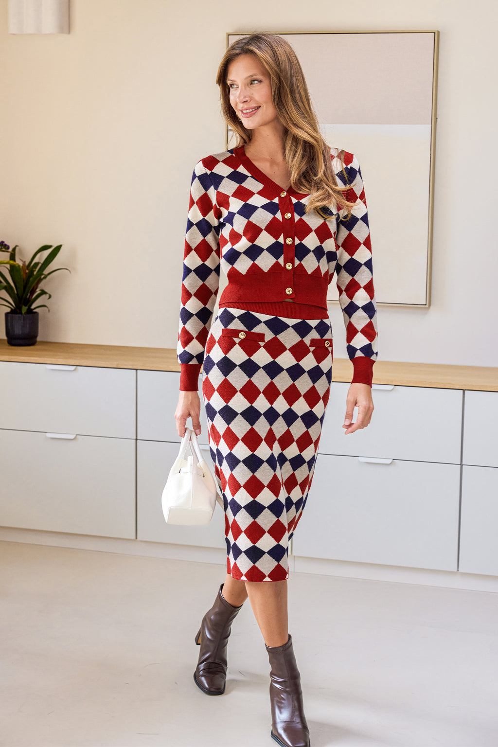 Kurz geschnittene Argyle-Strickjacke