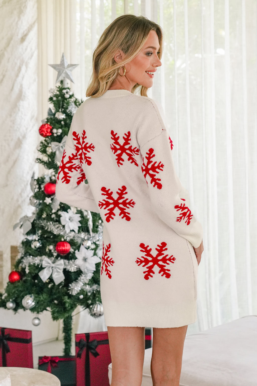 Rot-Weißes Weihnachtspulloverkleid