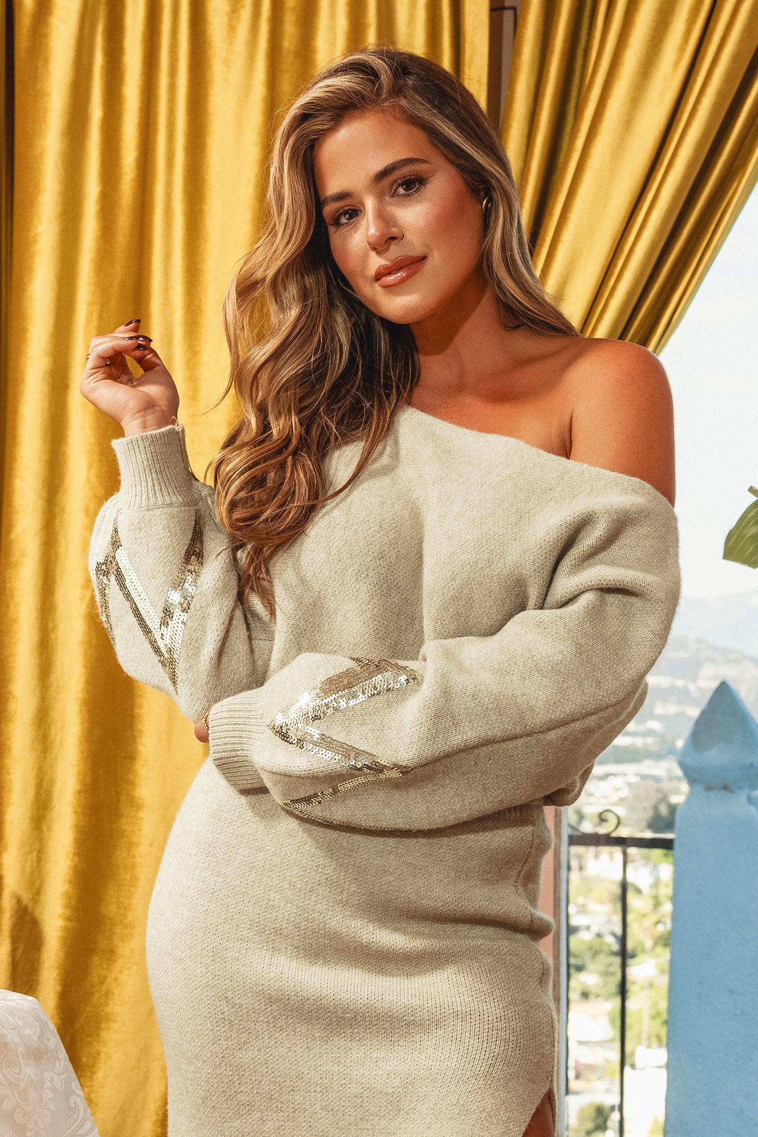 Off-Shoulder Pailletten-Pullover