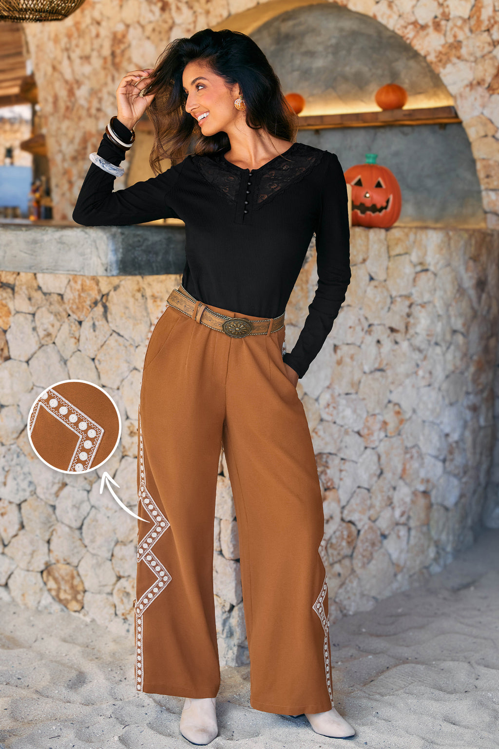 Braune Hose mit Gürtelschlaufen