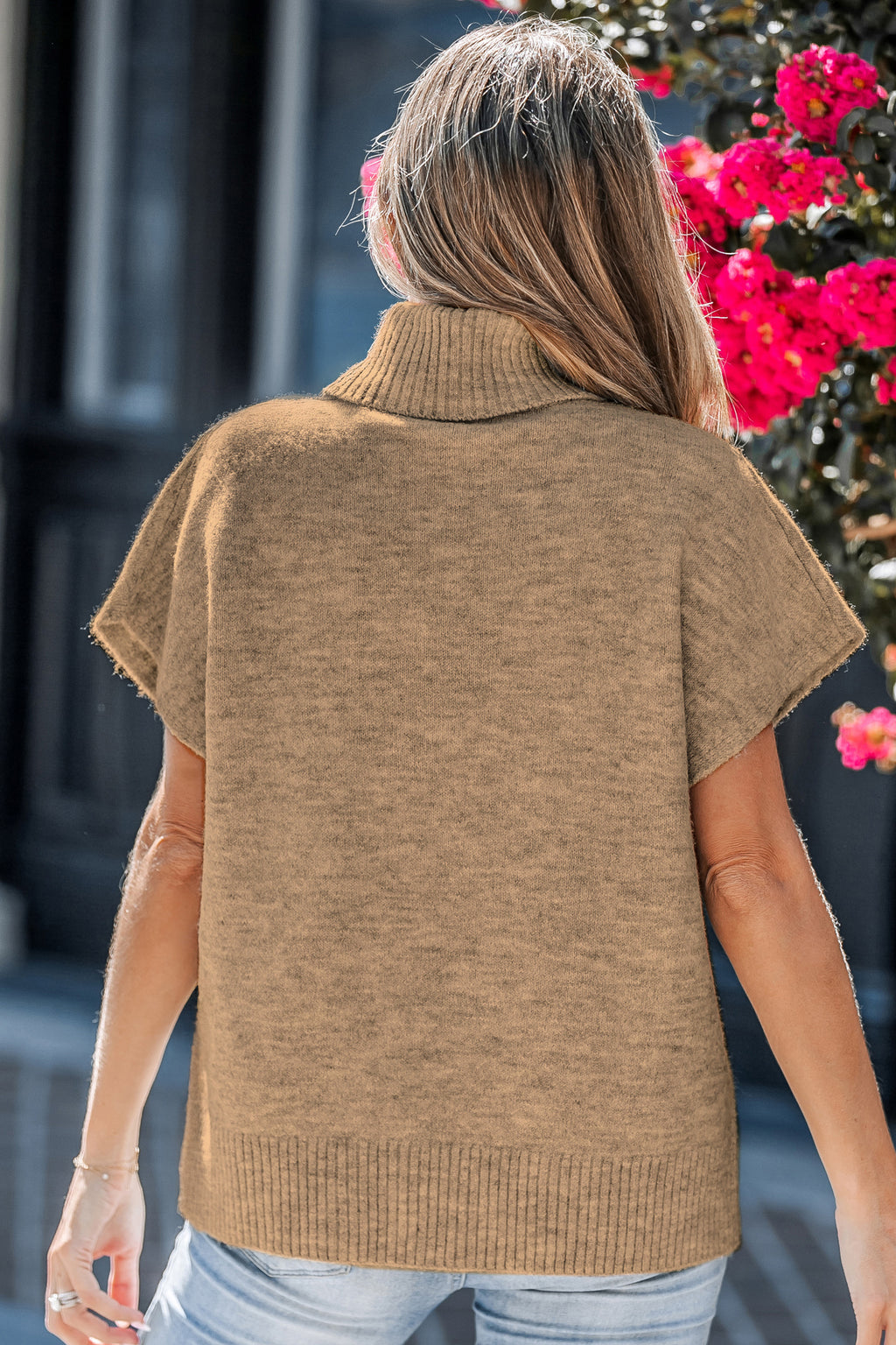 Beiger Rollkragen Kurze Ärmel Pullover
