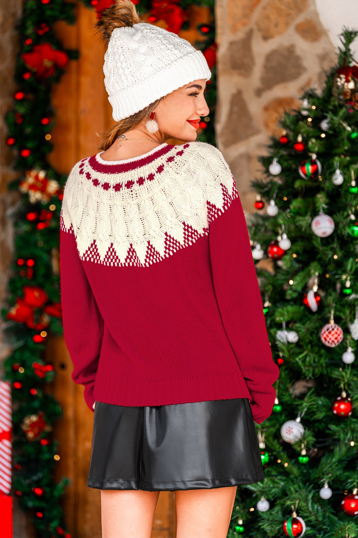 Rot-Weißer Pullover