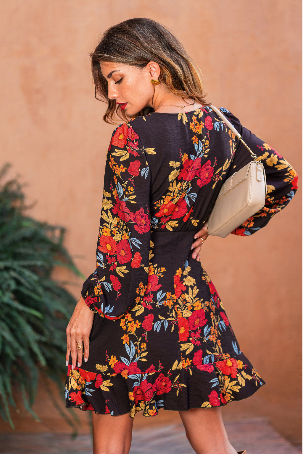 Rotes Geblümtes Lange Ärmel Mini-Wickelkleid