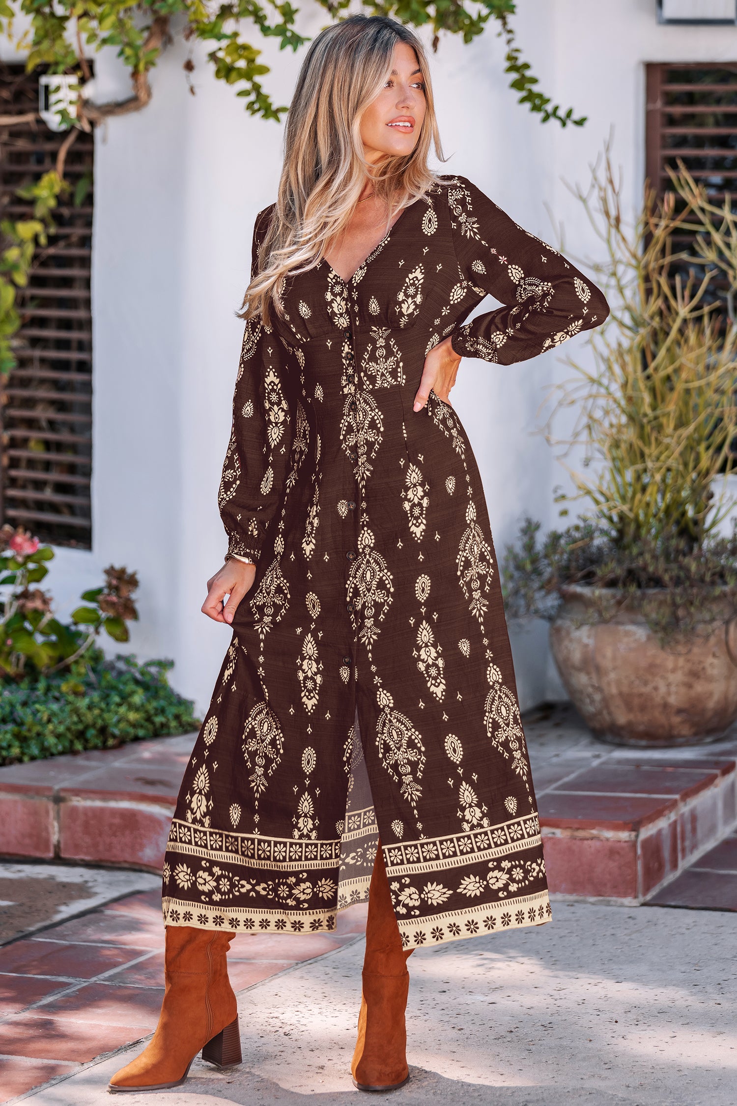 Verziertes V-Ausschnitt Lange Ärmel Maxikleid