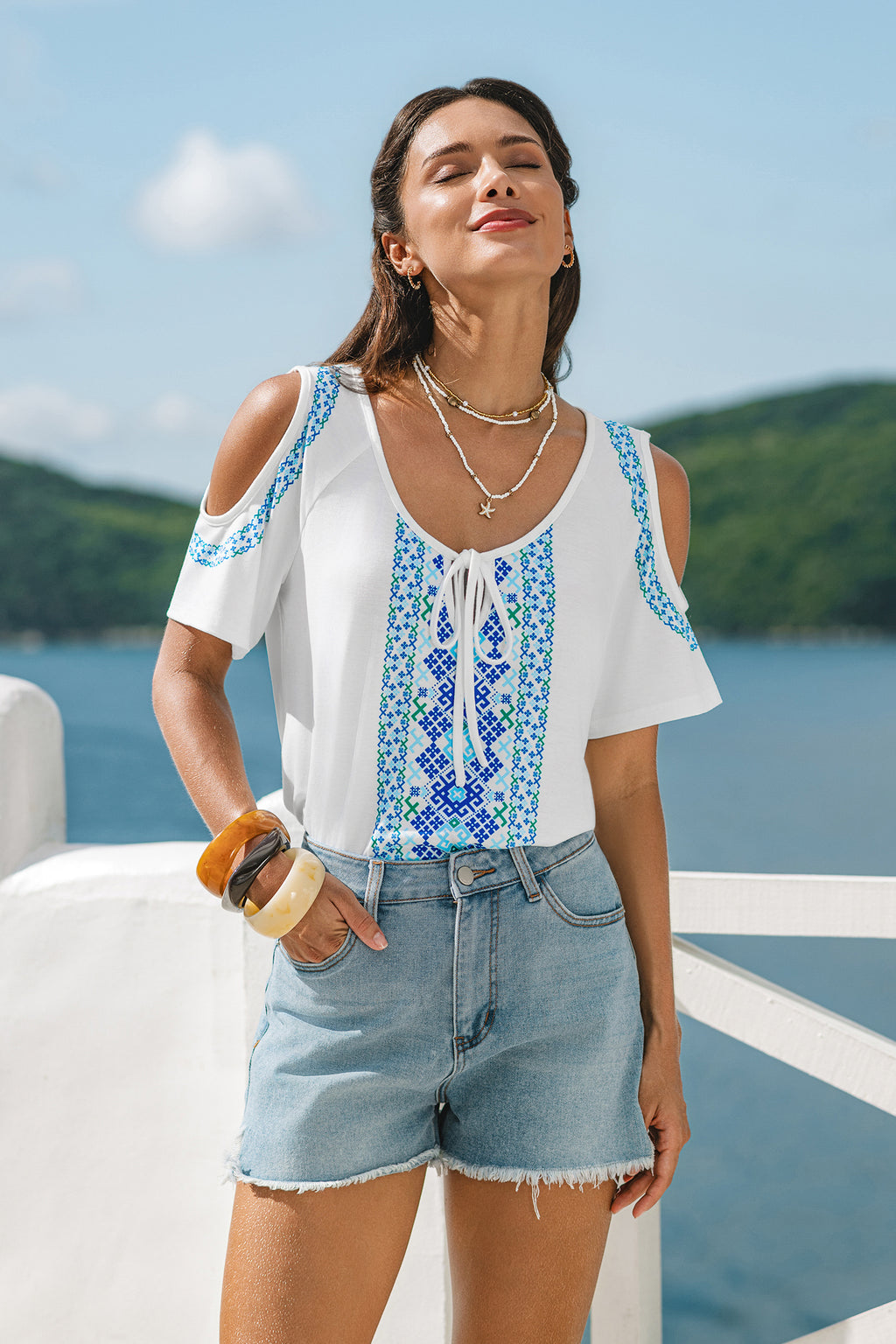Rundhals Kurzarm Top mit Ornament-Muster