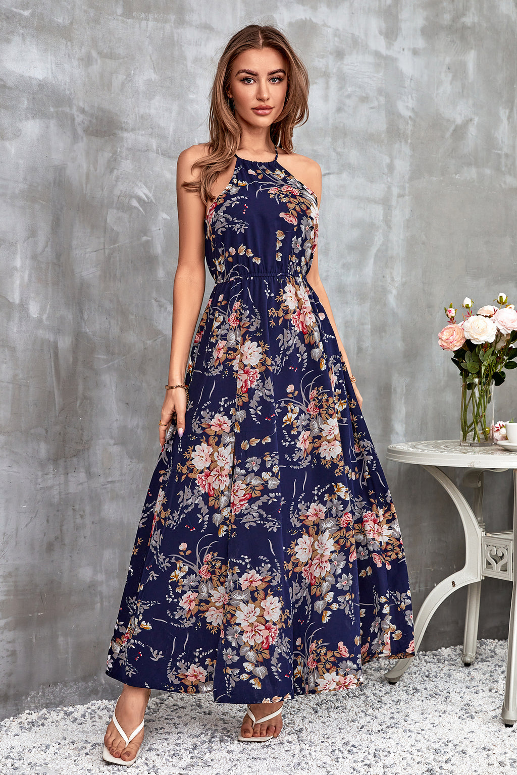 Neckholder Slip Kleid mit elastischer Taille und Blumendruck