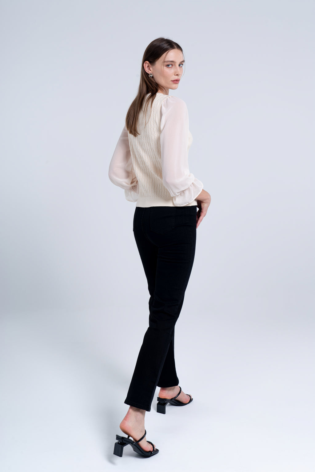 Aprikose V-Ausschnitt Top mit Dichterärmeln