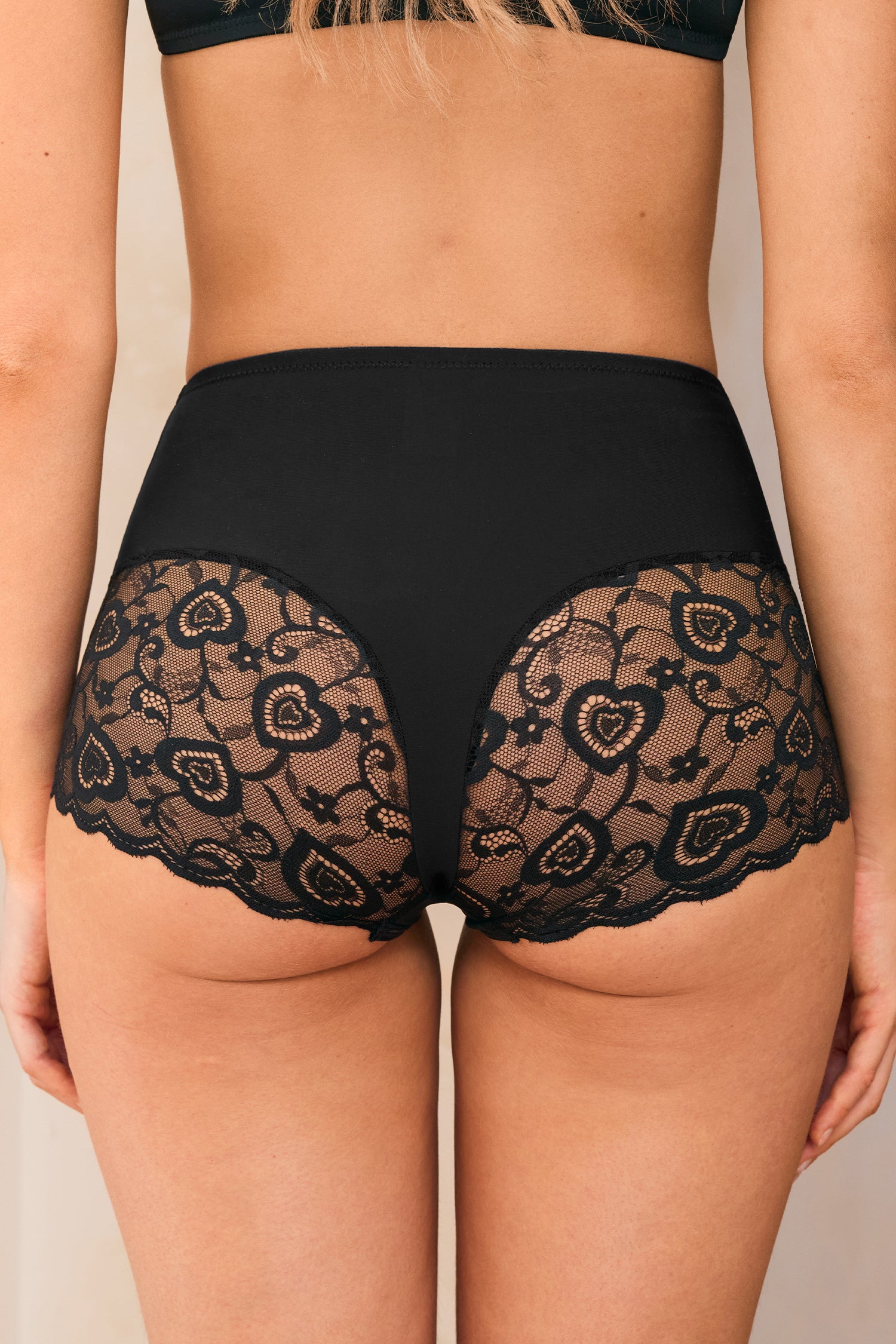 Schwarzer High-Waist Leichte Kompression Shapewear-Slip