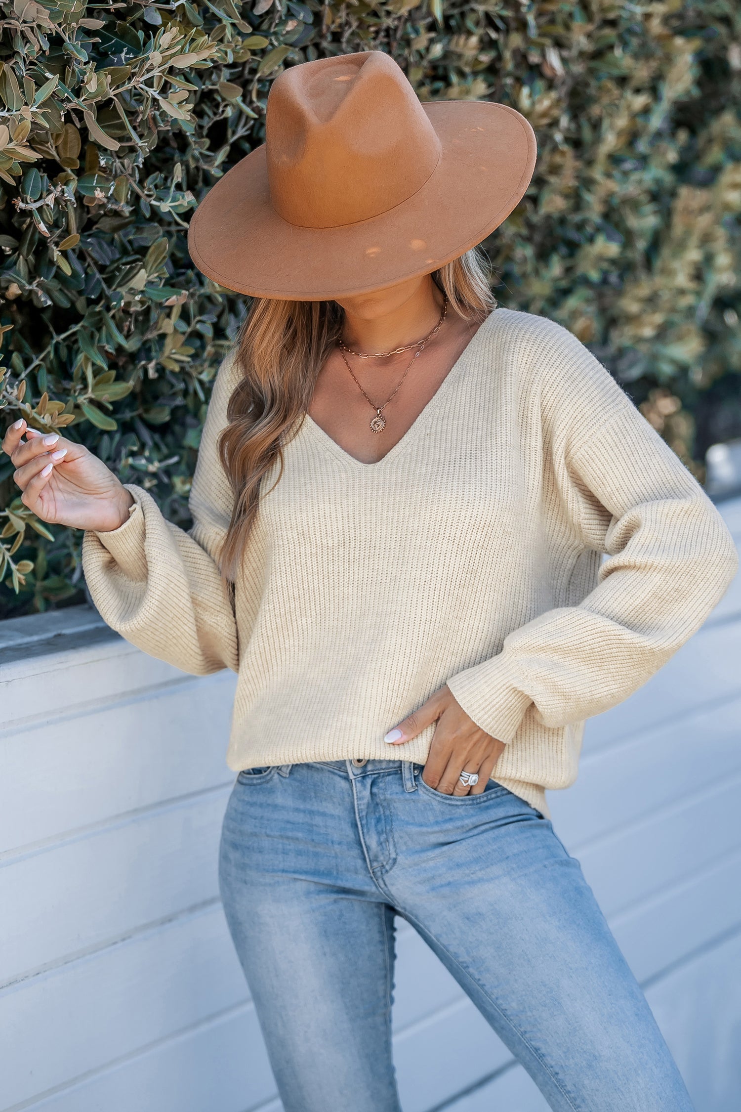 Langarmpullover mit V-Ausschnitt und Schleife