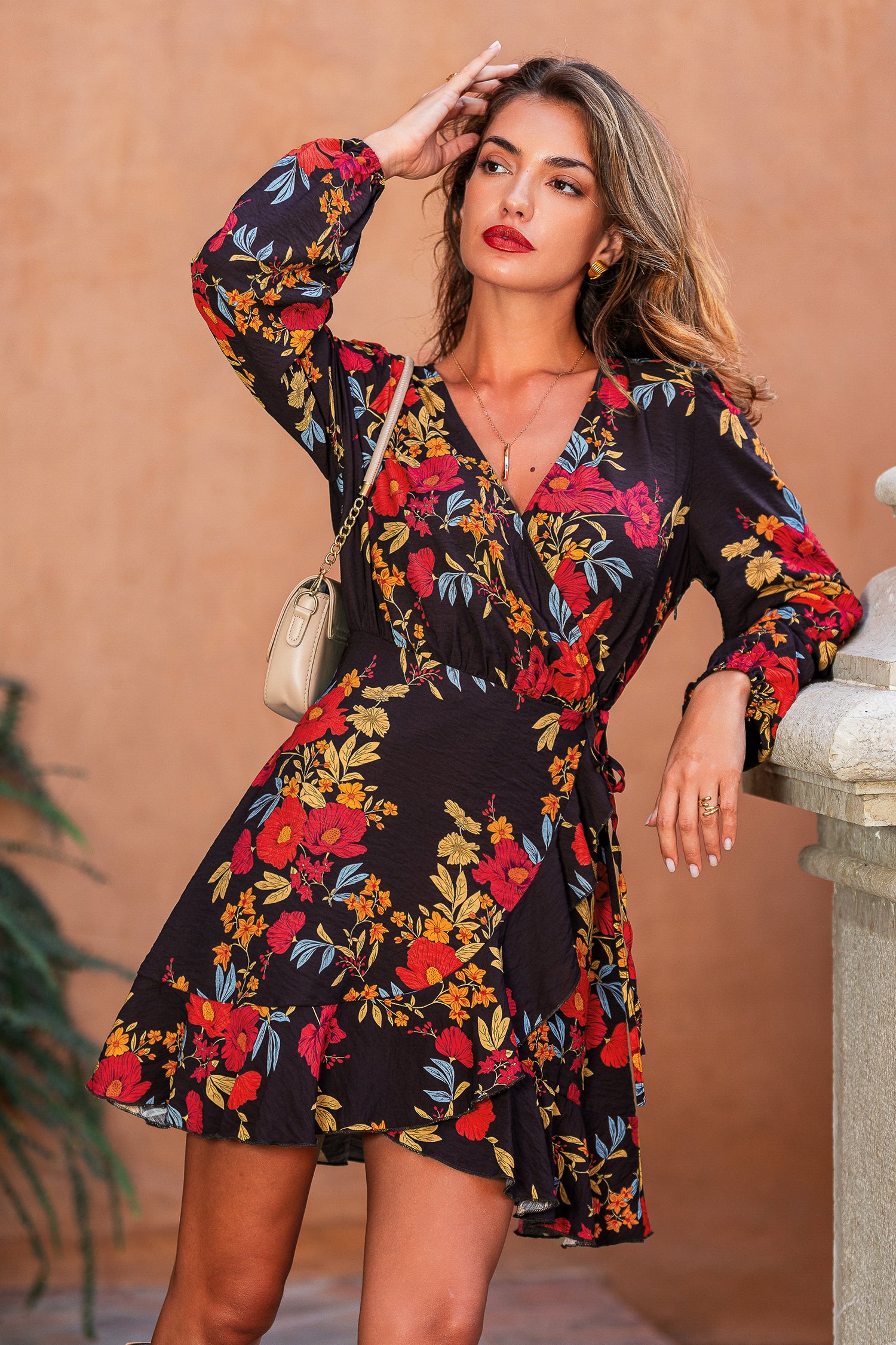 Rotes Geblümtes Lange Ärmel Mini-Wickelkleid