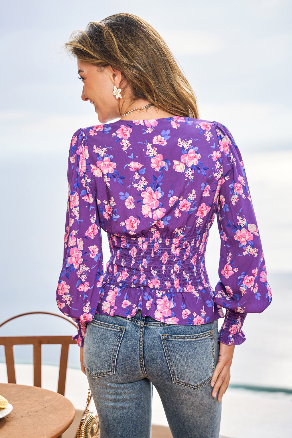 Lila Geblümtes V-Ausschnitt Langarmshirt