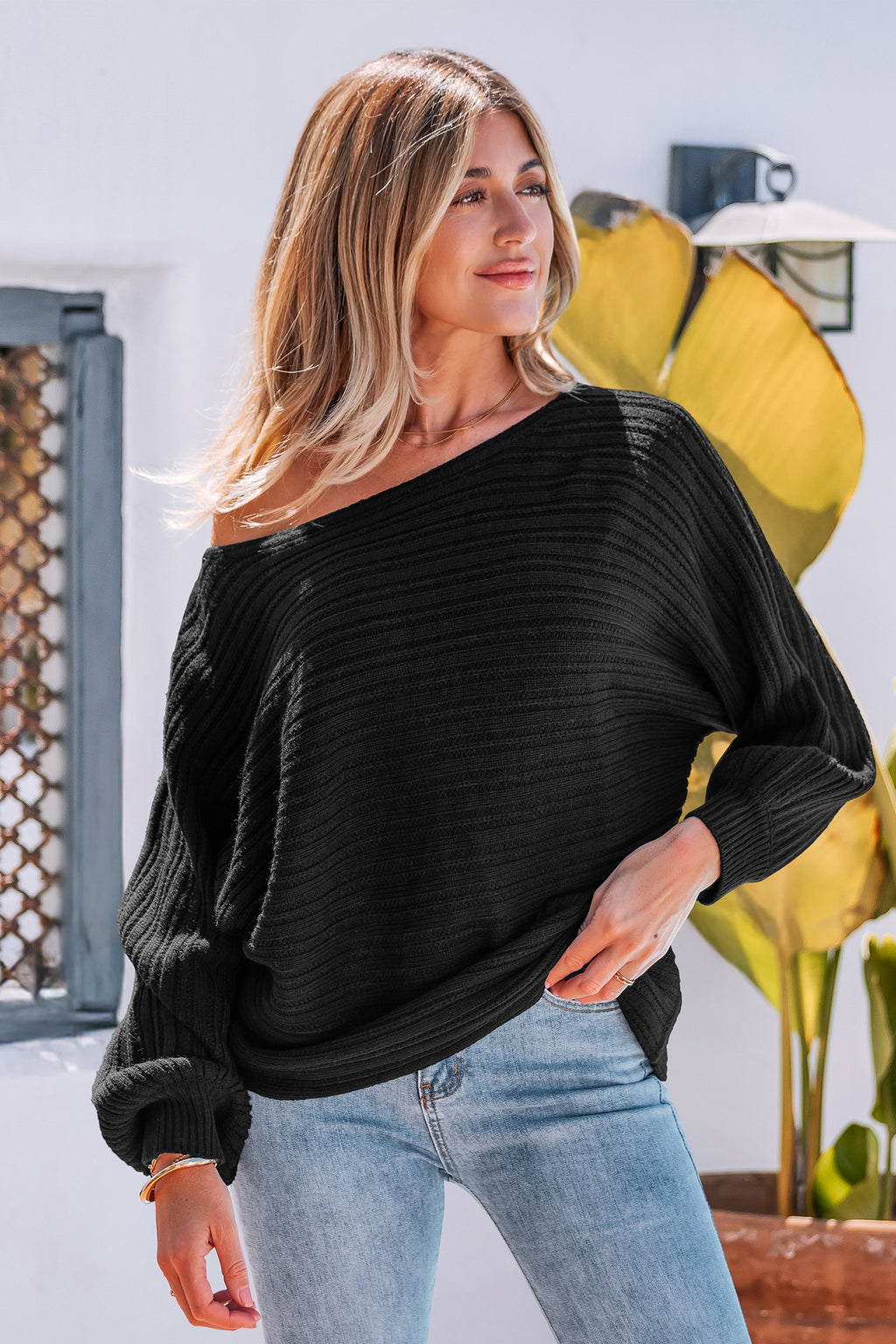 Schwarzer Asymmetrischer Ausschnitt Pullover
