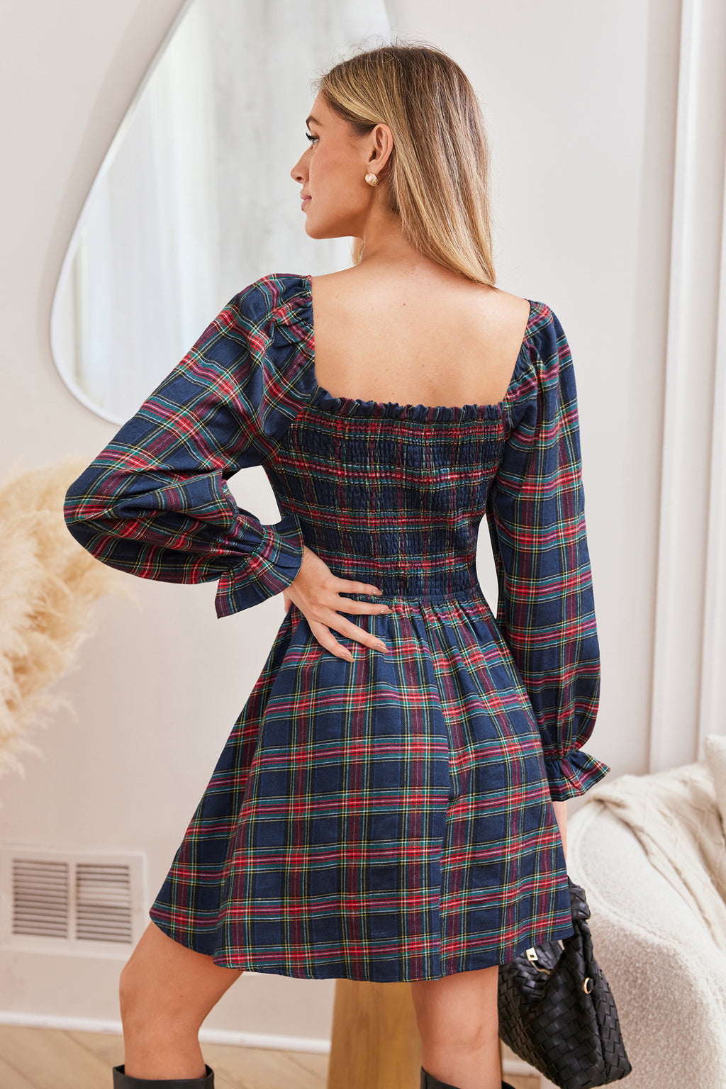 Kariertes Quadratischer Ausschnitt Lange Ärmel Minikleid