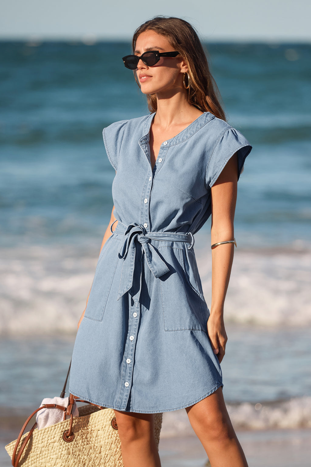 Blaues Kurzarm Mini-Hemdkleid