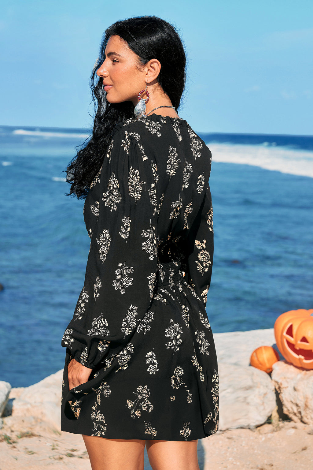 Schwarzes Lange Ärmel Minikleid mit Blumenmuster