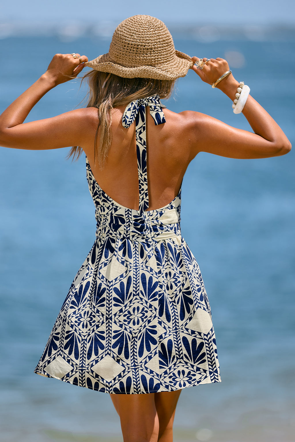 Blaues Ärmelloses Tiefer Ausschnitt Mini-Strandkleid