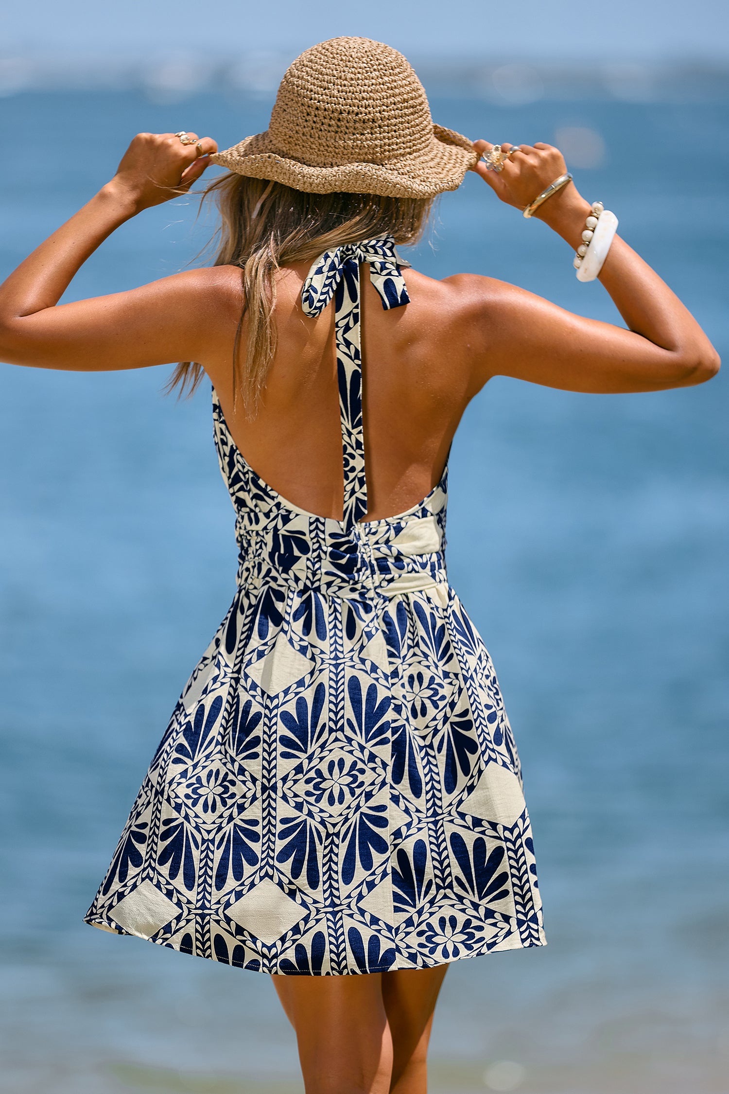 Blaues Ärmelloses Tiefer Ausschnitt Mini-Strandkleid