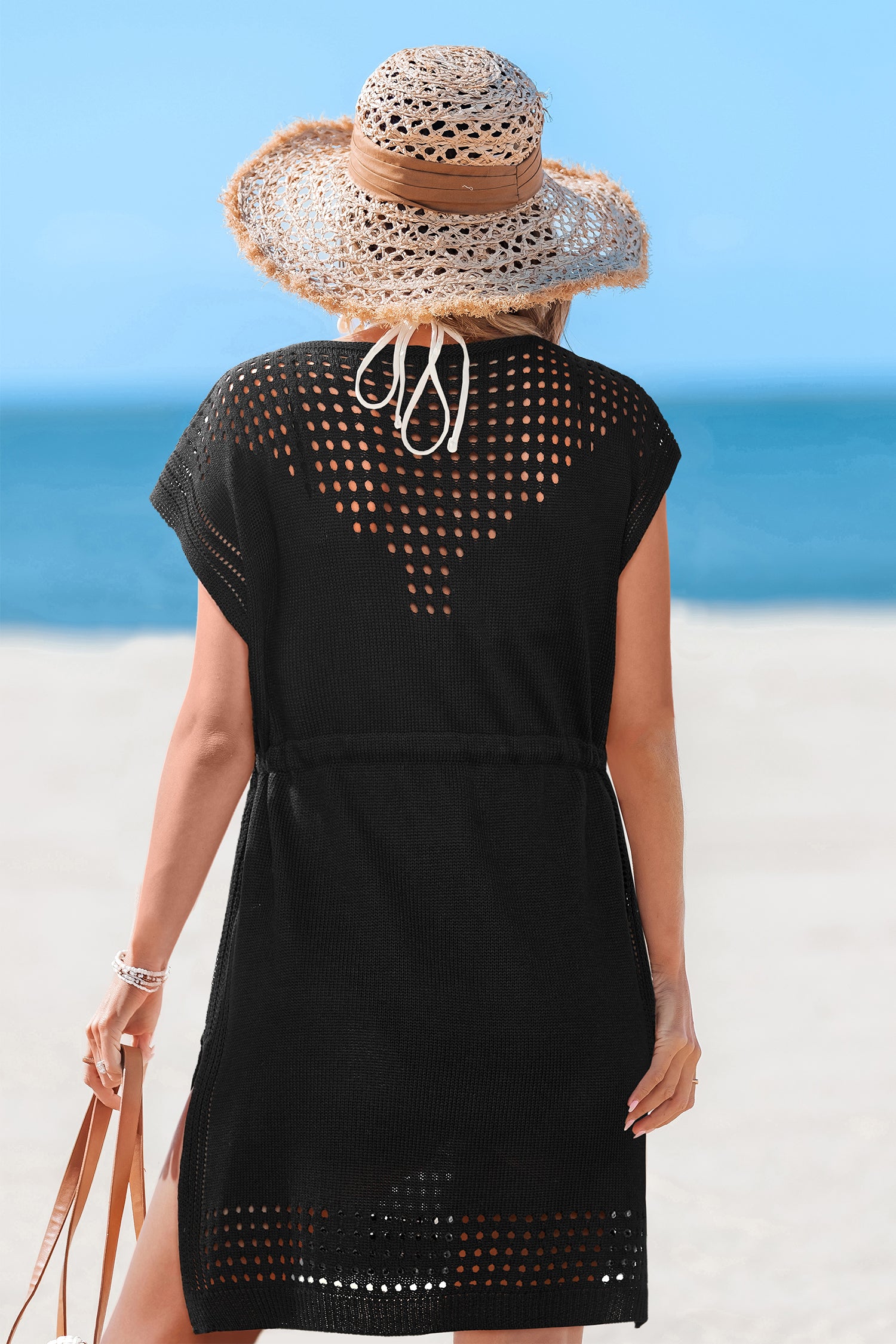 Schwarzes V-Ausschnitt Kurzarm Strick-Mini-Strandkleid