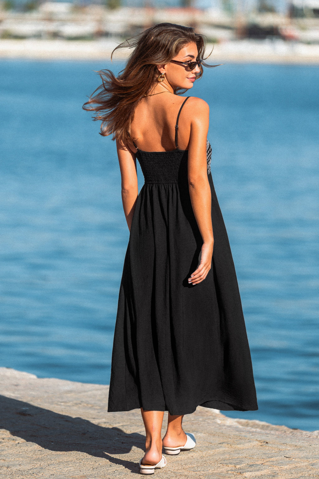 Schwarzes Ärmelloses Herzausschnitt Maxikleid