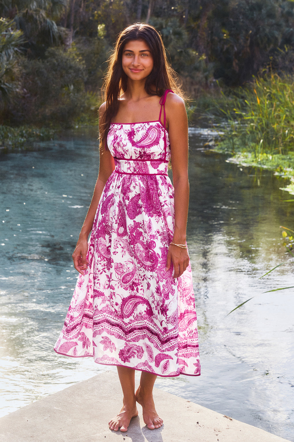Lila Paisley Eckiger Ausschnitt Midi-Trägerkleid