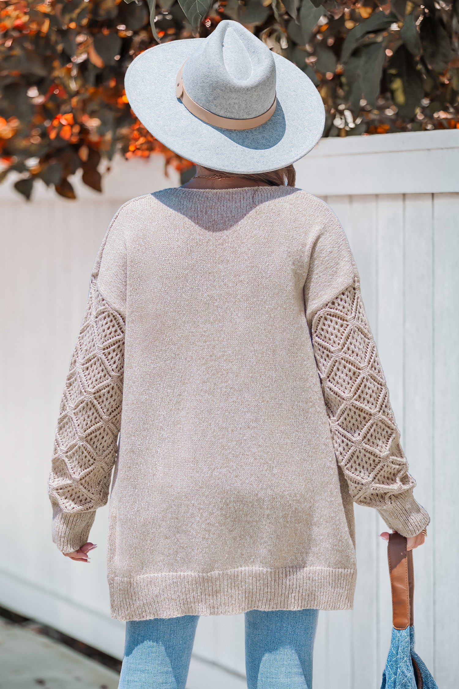 Beige Strickjacke mit offener Vorderseite