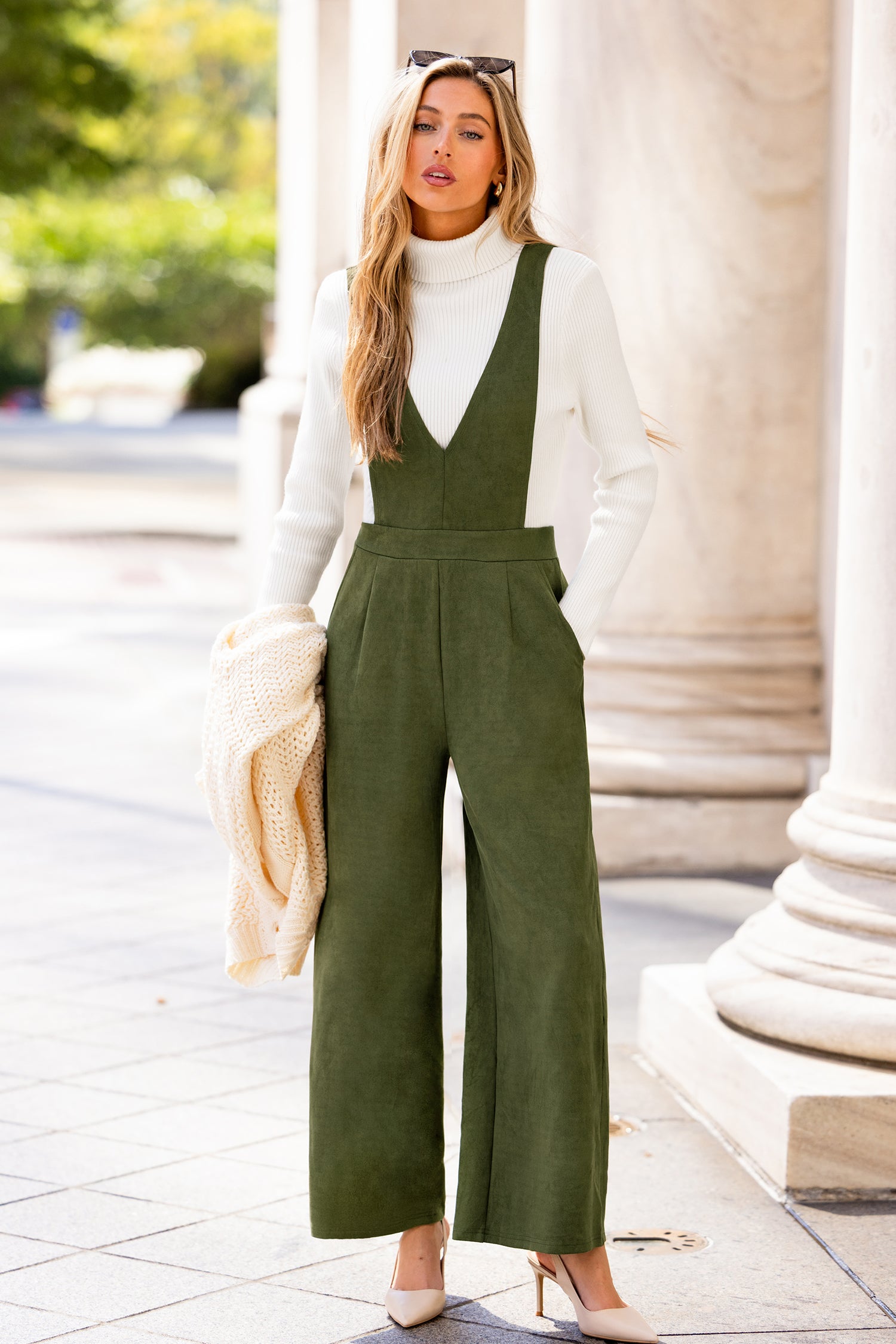 Olivgrüner Tiefer Ausschnitt Jumpsuit