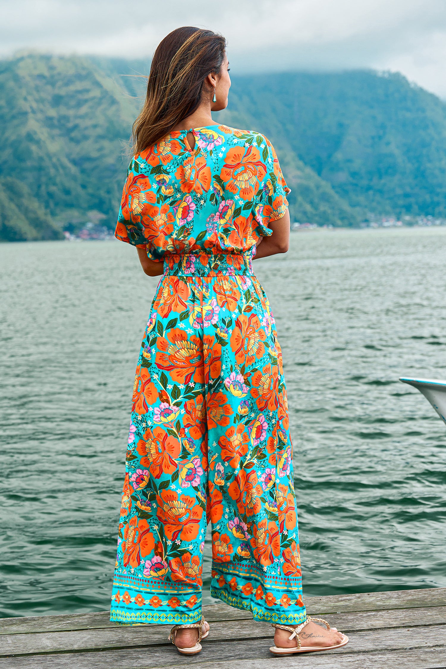 Blumiger Wickel-Jumpsuit mit elastischem Bund