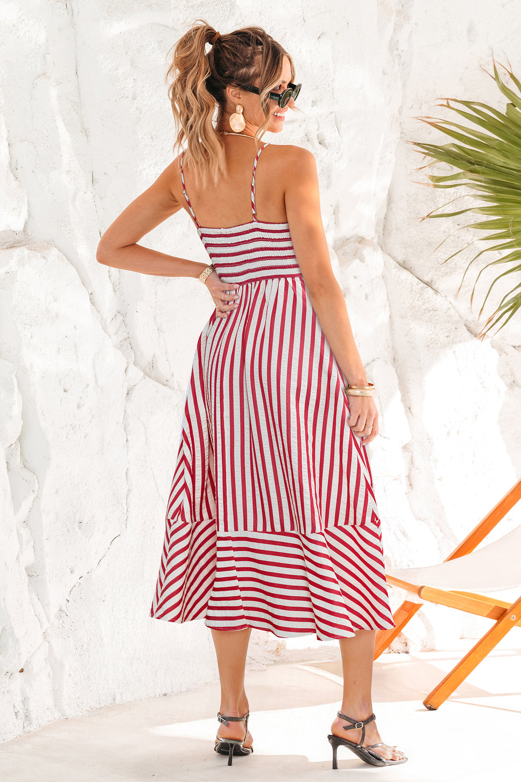 Rot Gestreiftes Ärmelloses Midi-Strandkleid