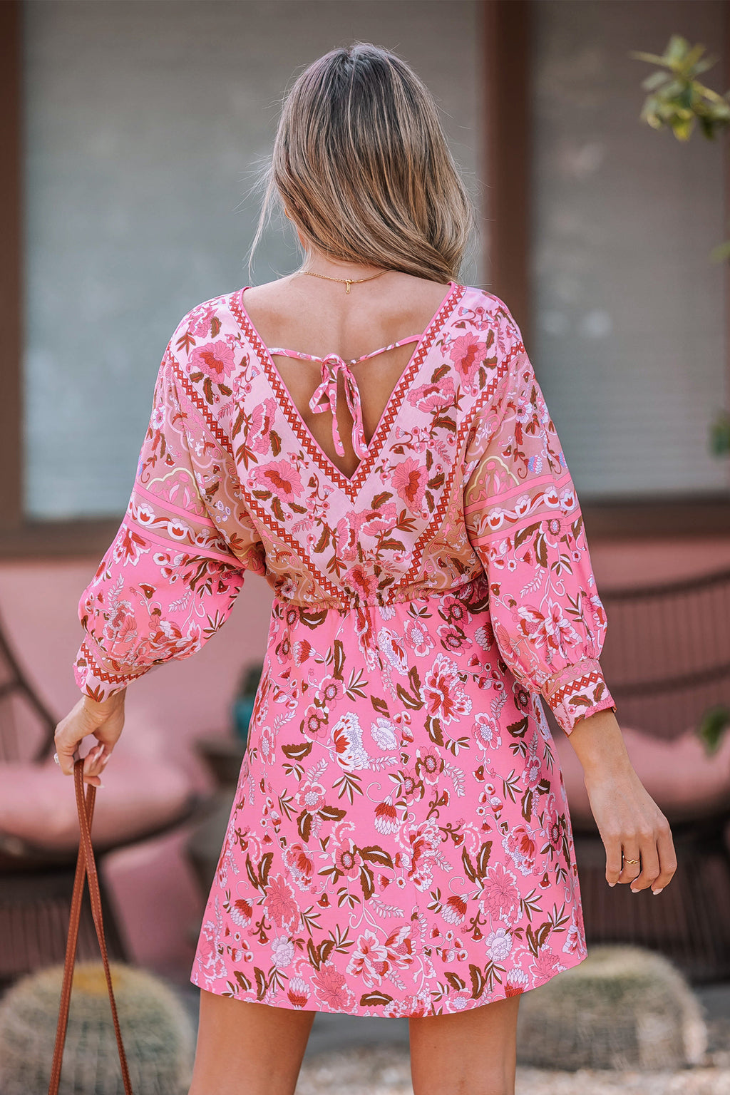 Paisley Minikleid mit Halbärmeln und elastischer Taille