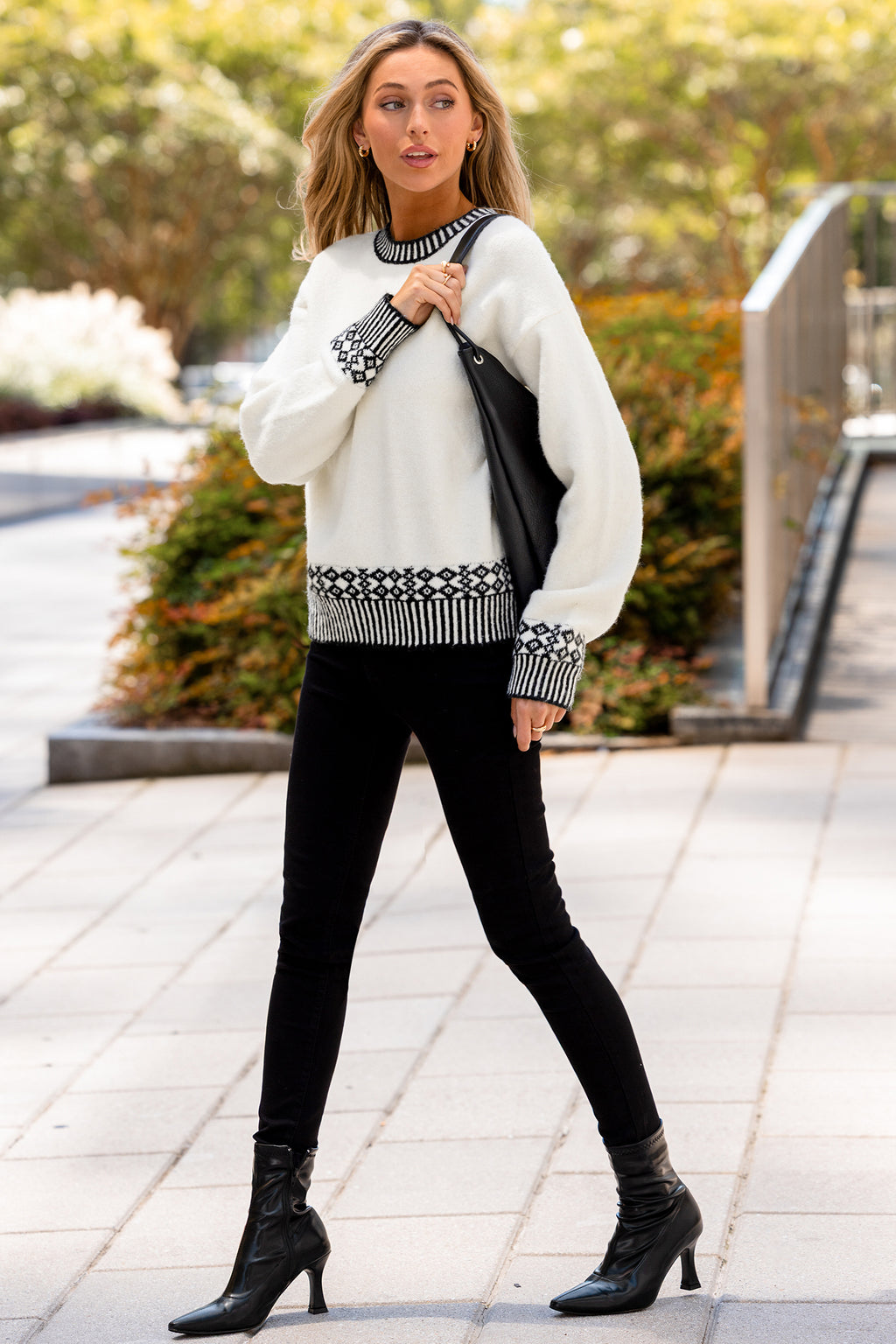 Weißer Rundhals Lange Ärmel Pullover