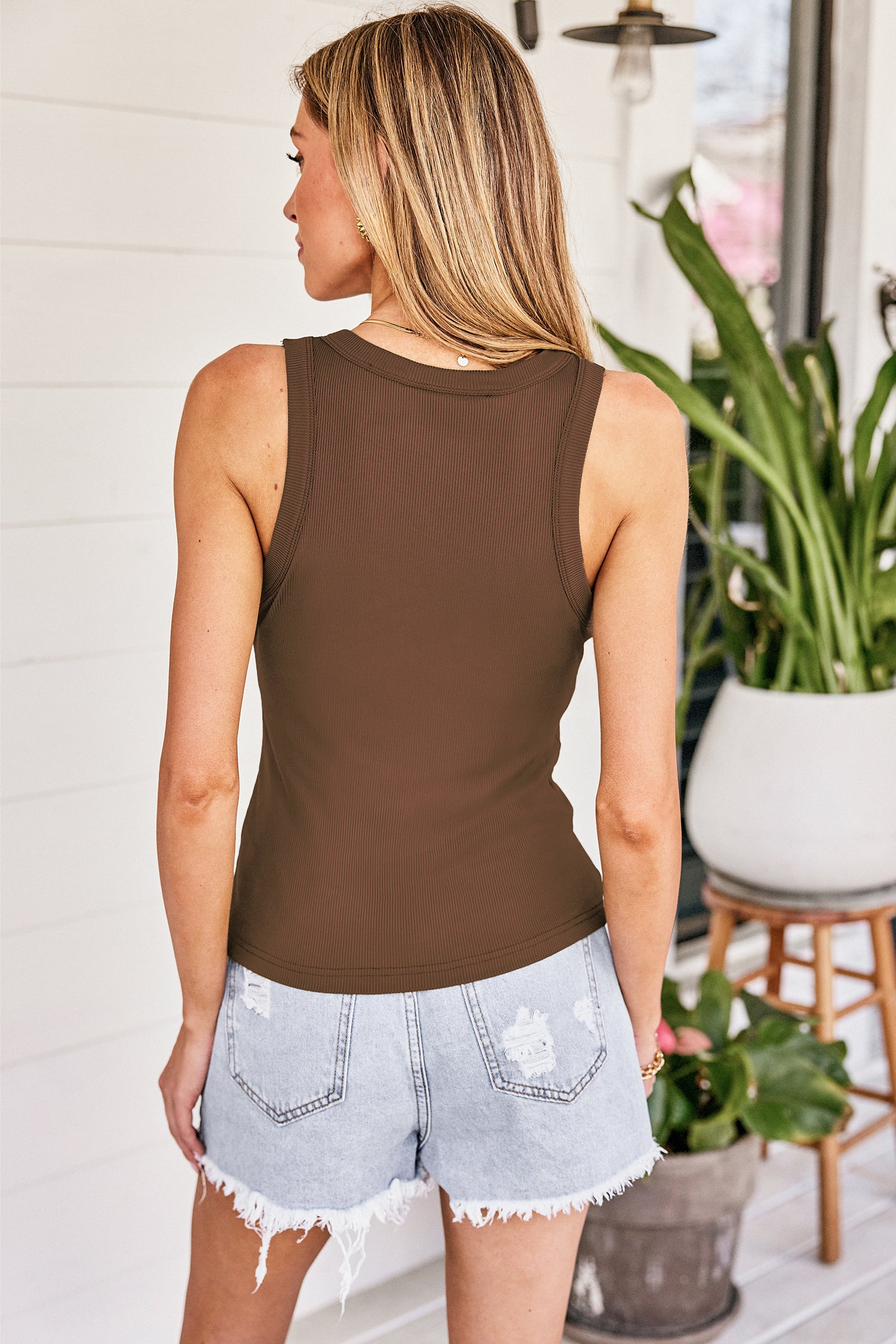 Braunes Ärmelloses Tanktop mit integriertem Bustier