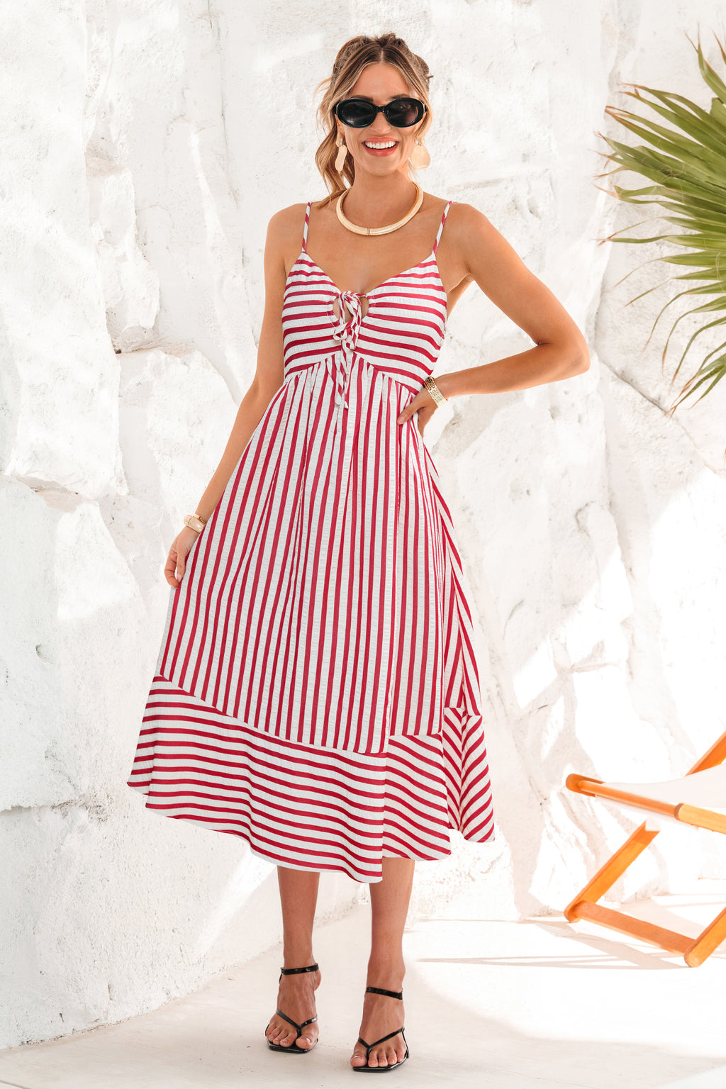 Rot Gestreiftes Ärmelloses Midi-Strandkleid