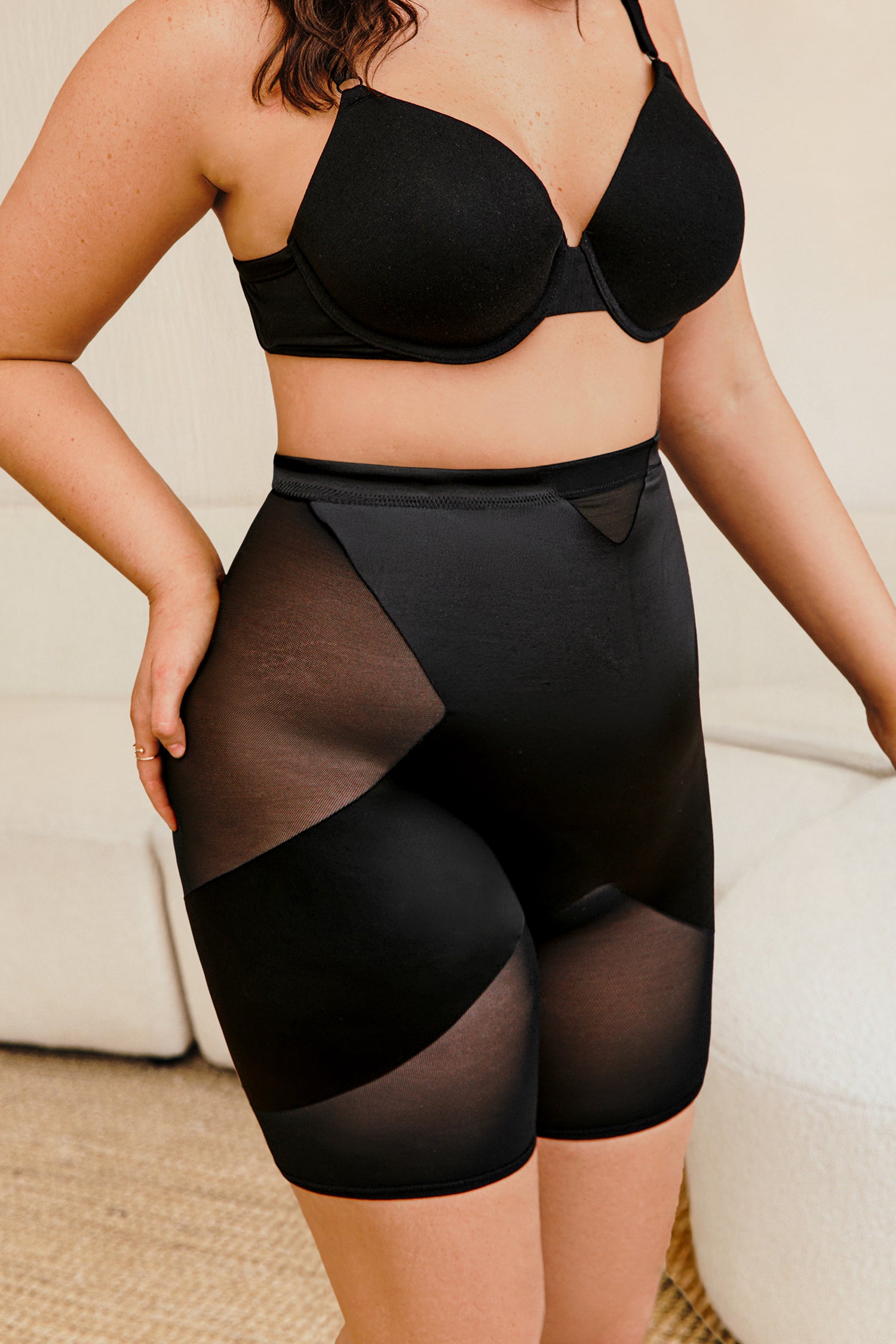 Schwarze Shapewear-Hose