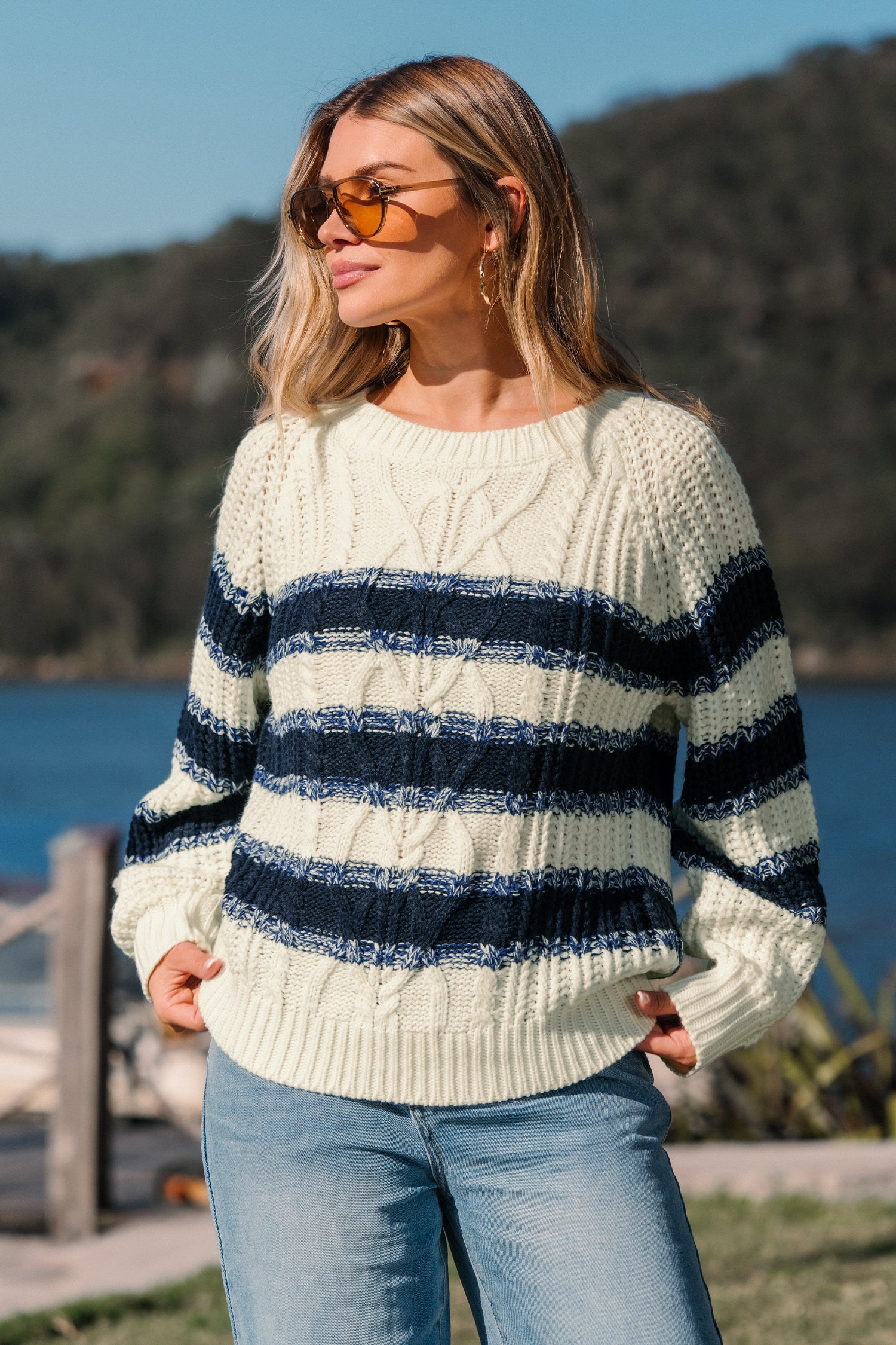 Gestreifter Rundhals Pullover