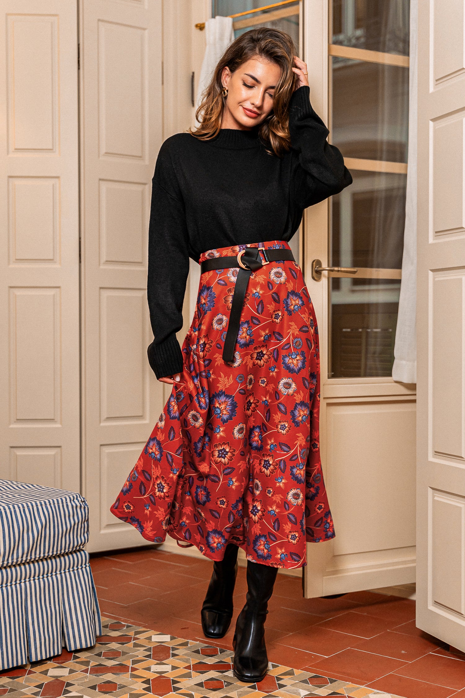 Roter Maxirock mit elastischer Taille
