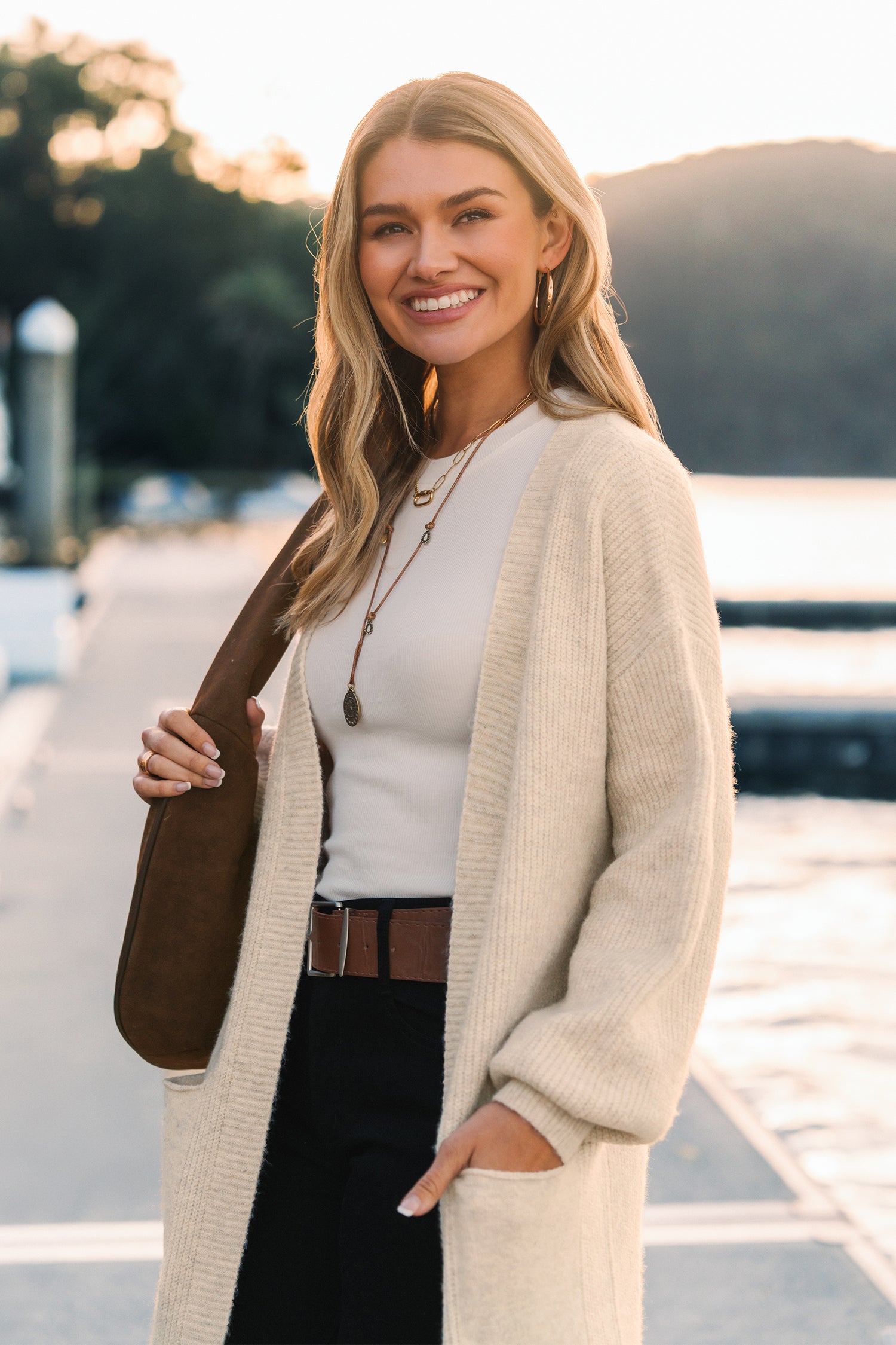 Beige Lange Strickjacke mit offener Vorderseite