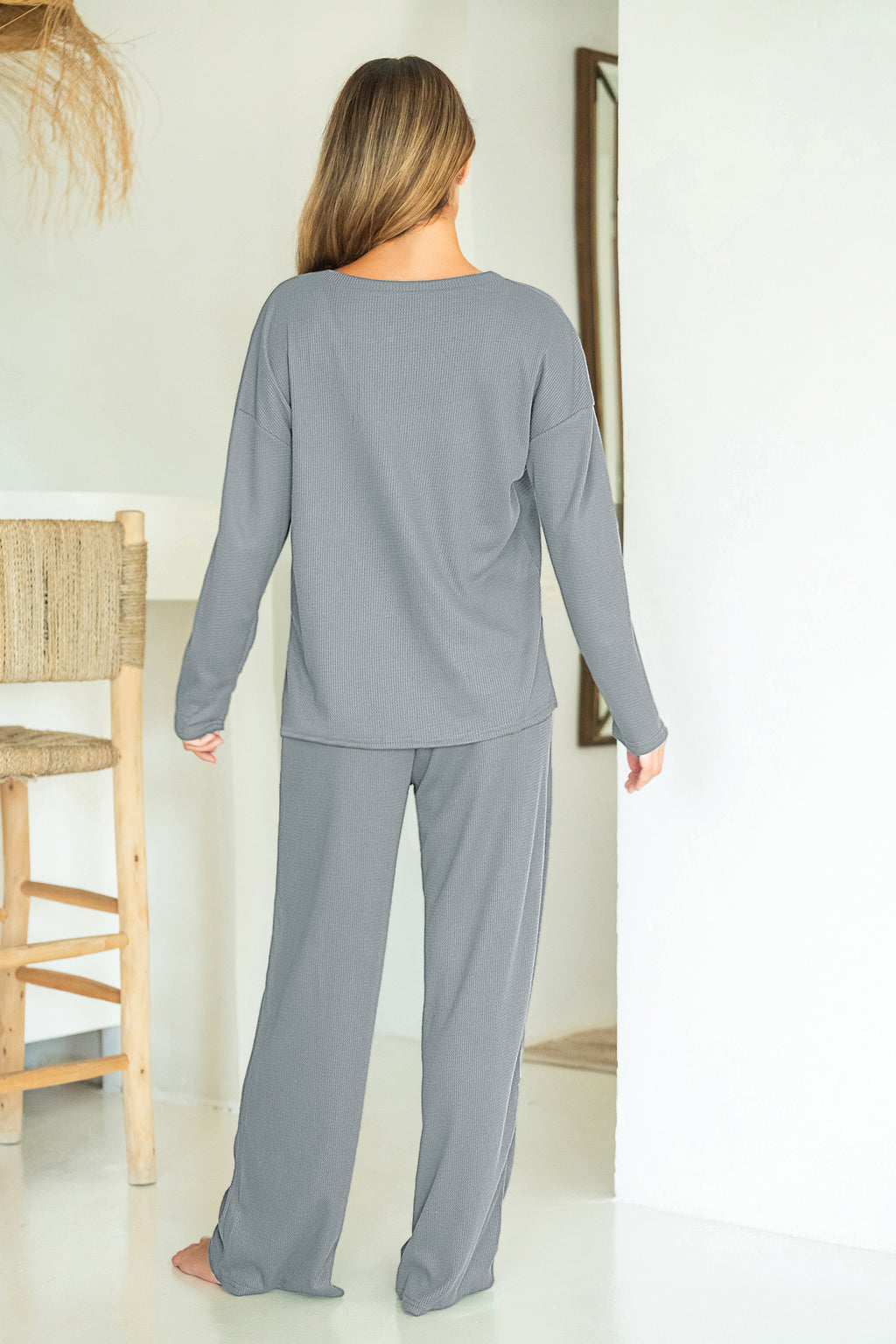Graues Rundhals Langarm-Pyjama-Set
