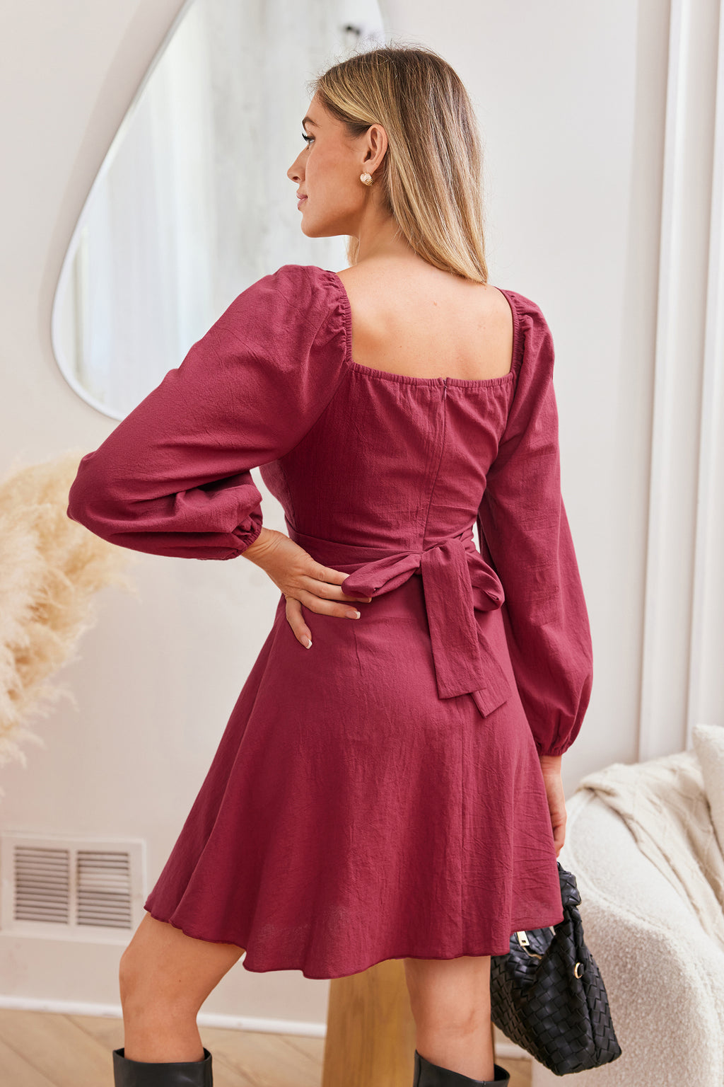 Burgunderrotes Langärmeliges Gesmoktes Minikleid