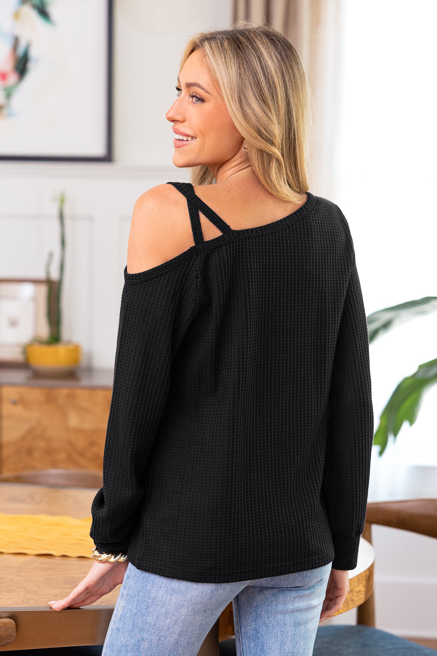 Schwarzes Lange Ärmel Asymmetrischer Ausschnitt Strick-Top