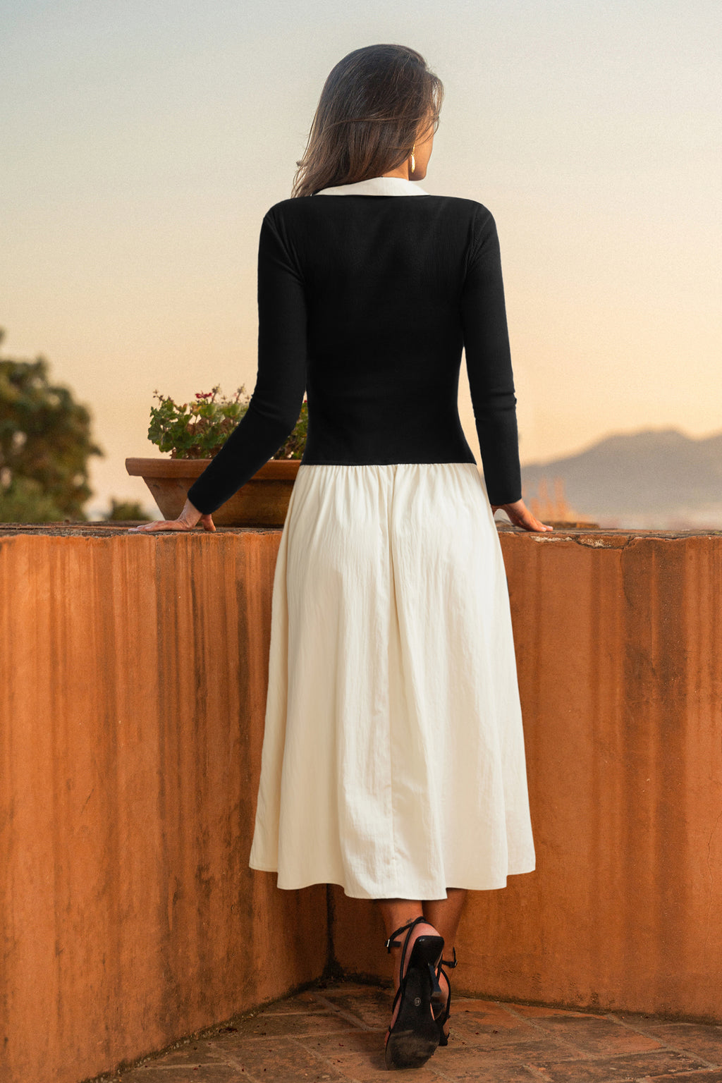 Schwarz-Weißes Langarm Maxikleid