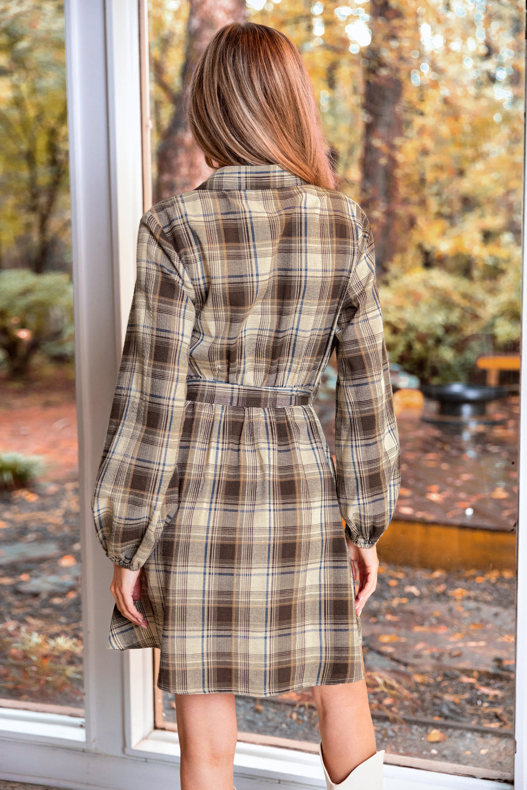 Braunes Kariertes Minikleid mit Taillenbindung