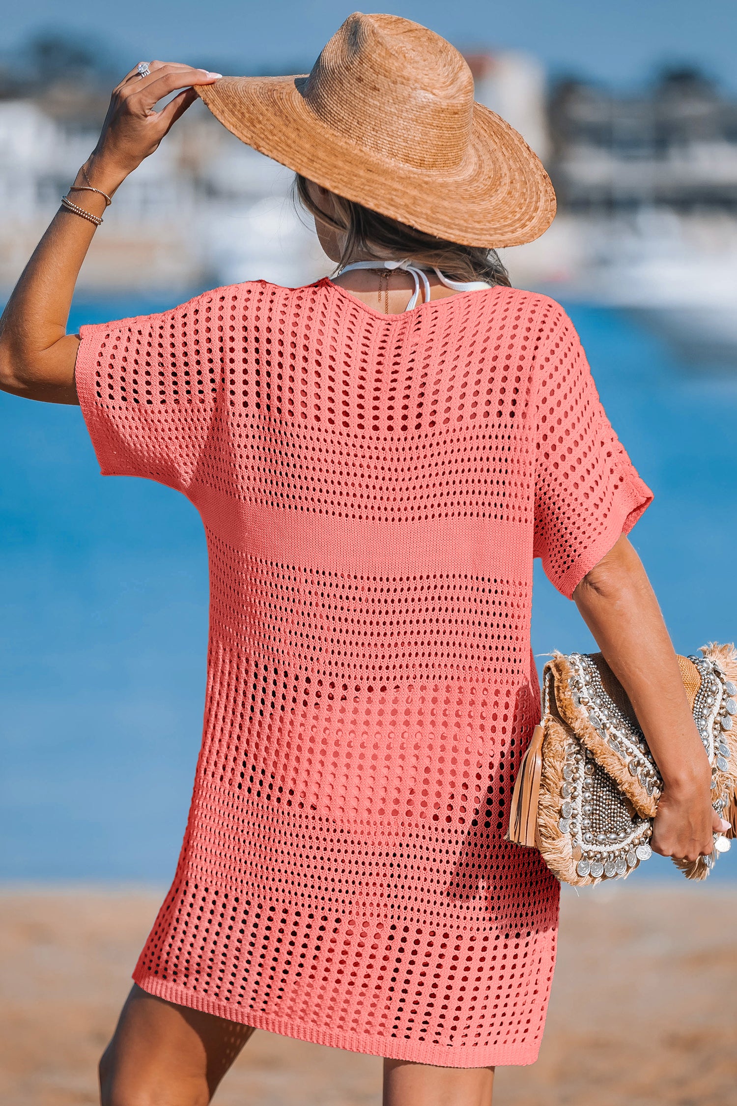 Korallenfarbenes Kurzarm Mini-Strick-Strandkleid