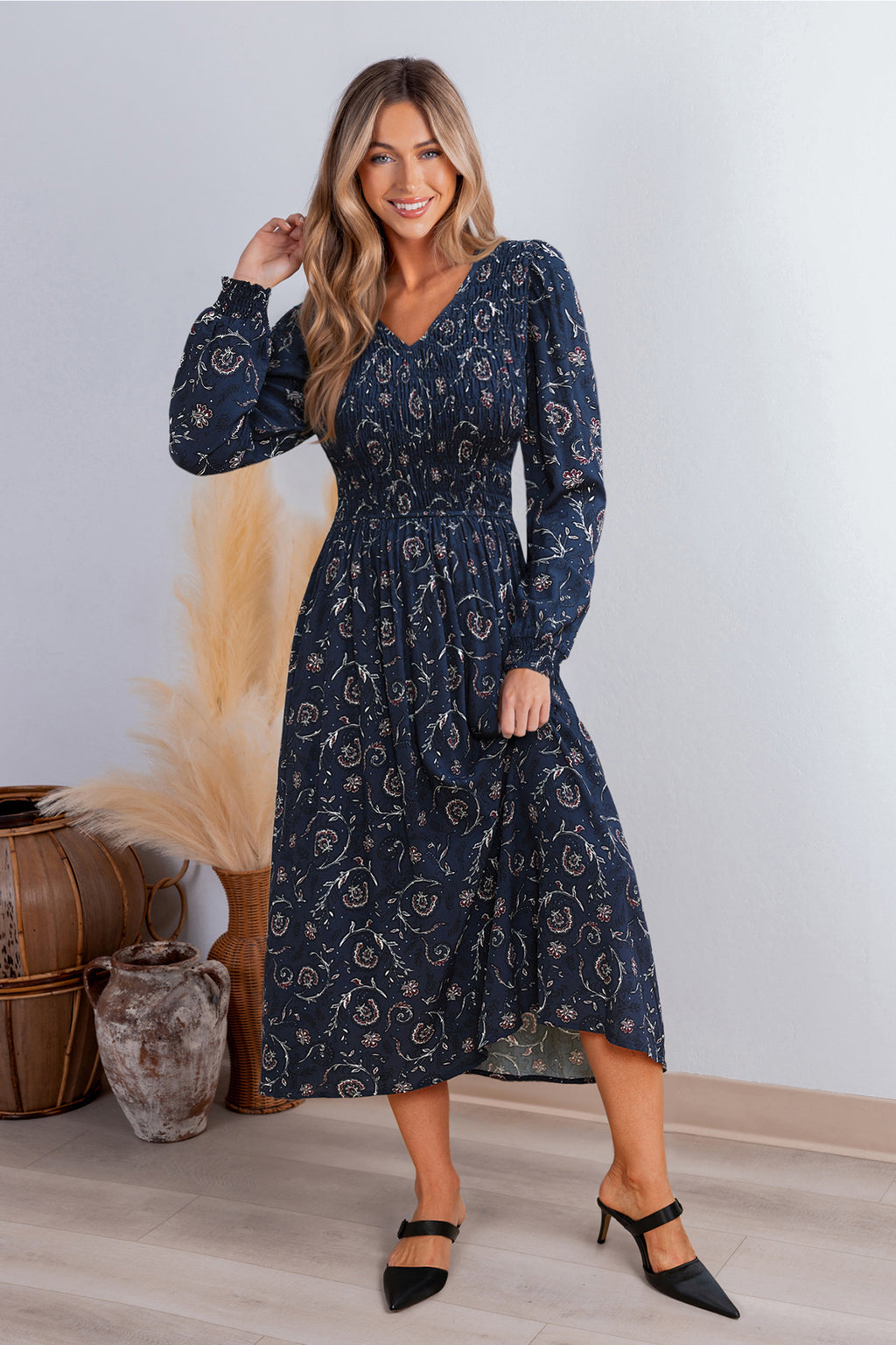 Navy Langärmeliges Gesmoktes Maxikleid mit Blumenmuster