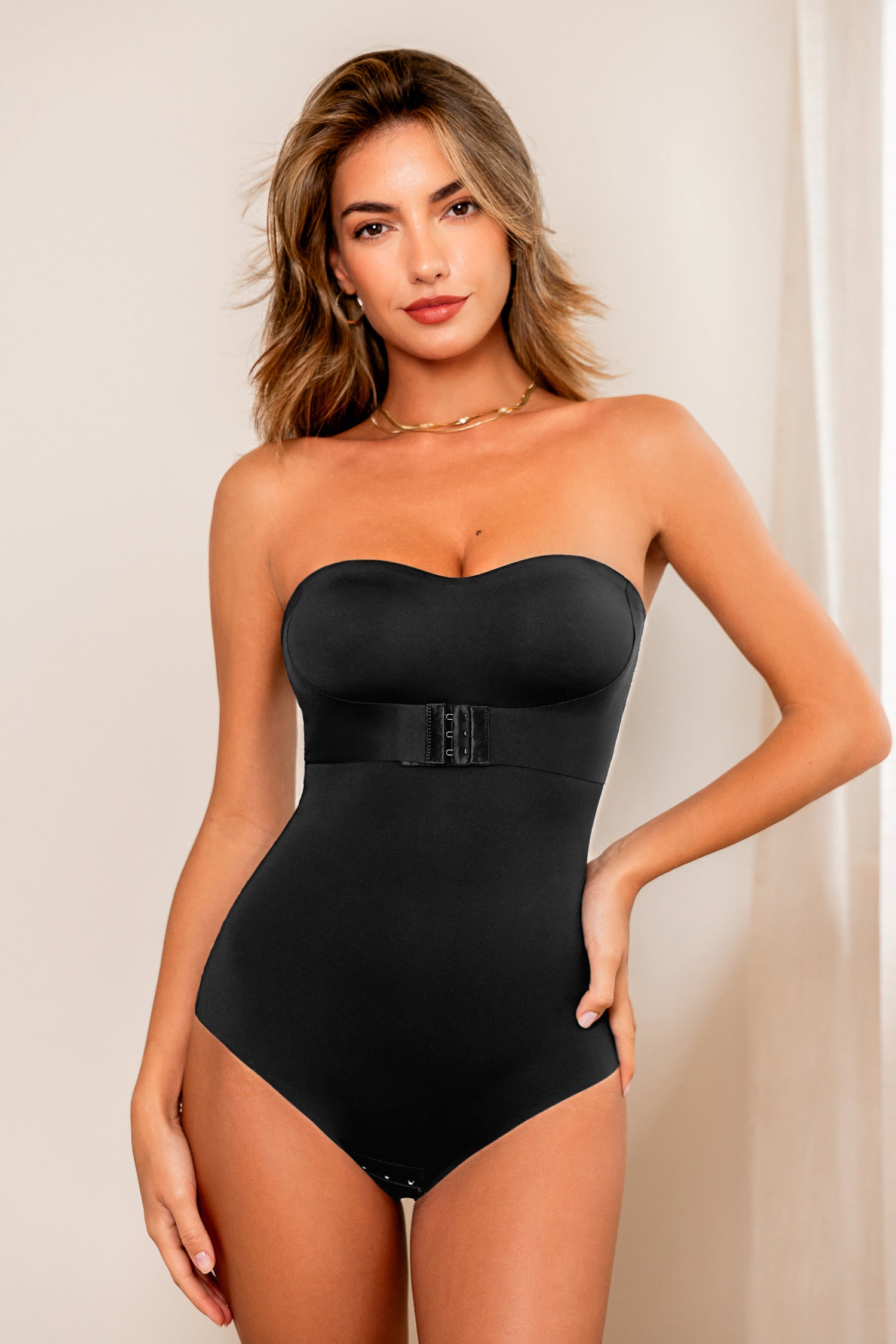 Herz­ausschnitt Shapewear-Body in Schwarz