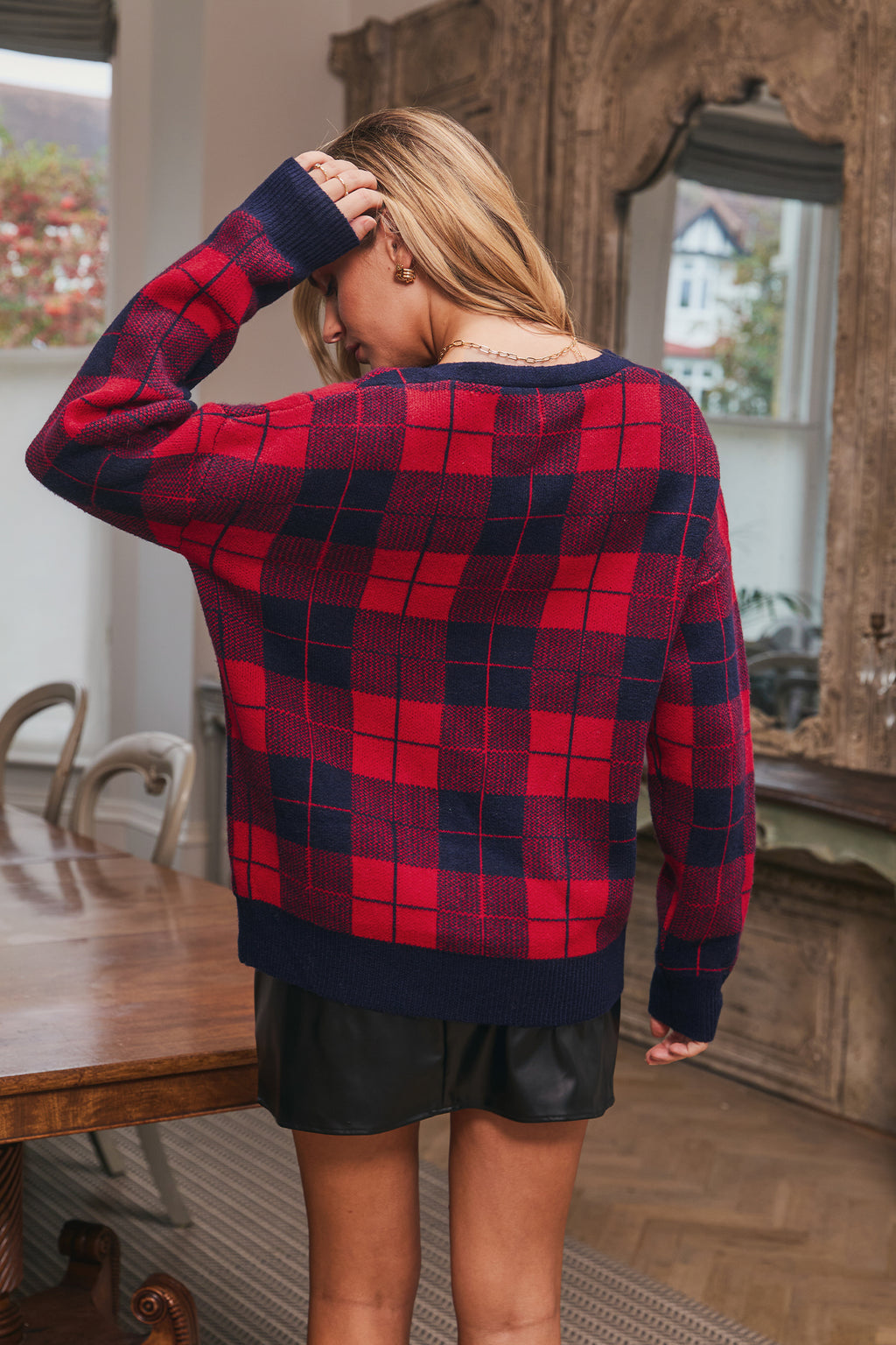 Rote Karierte Strickjacke