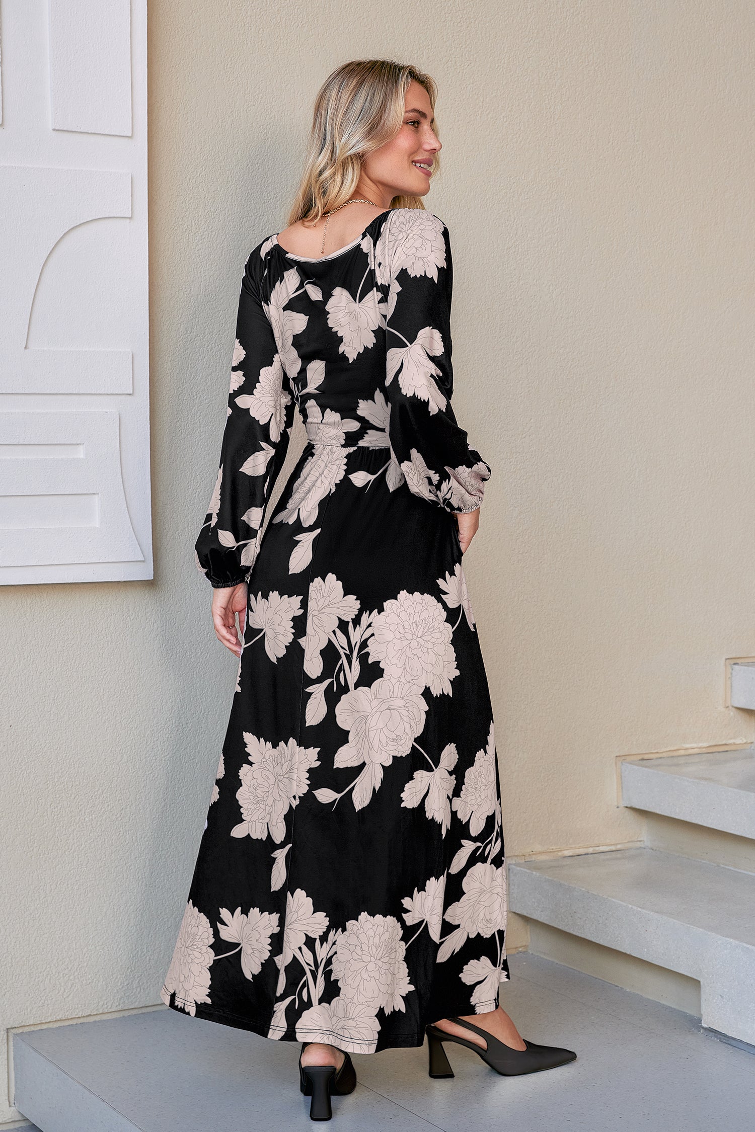 Gerafftes Rundhals Maxikleid mit Blumenmuster